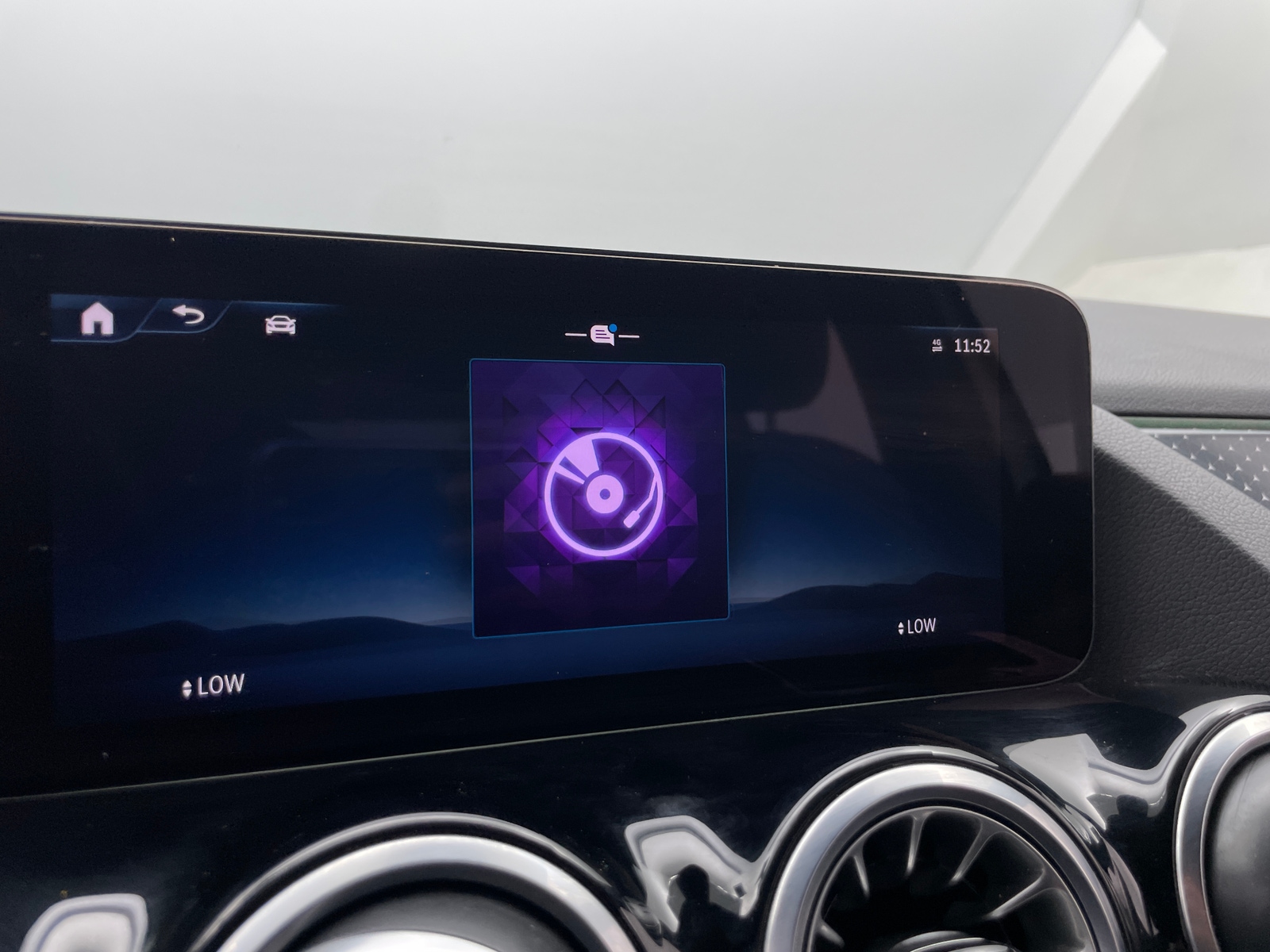 Thumbnail: 2025 Mercedes-Benz GLA - 3