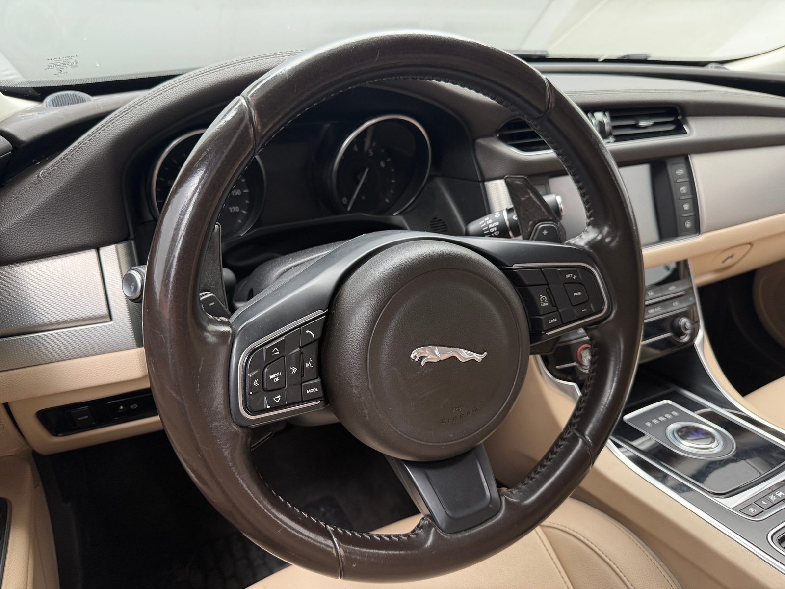 Thumbnail: 2017 Jaguar XF - 4