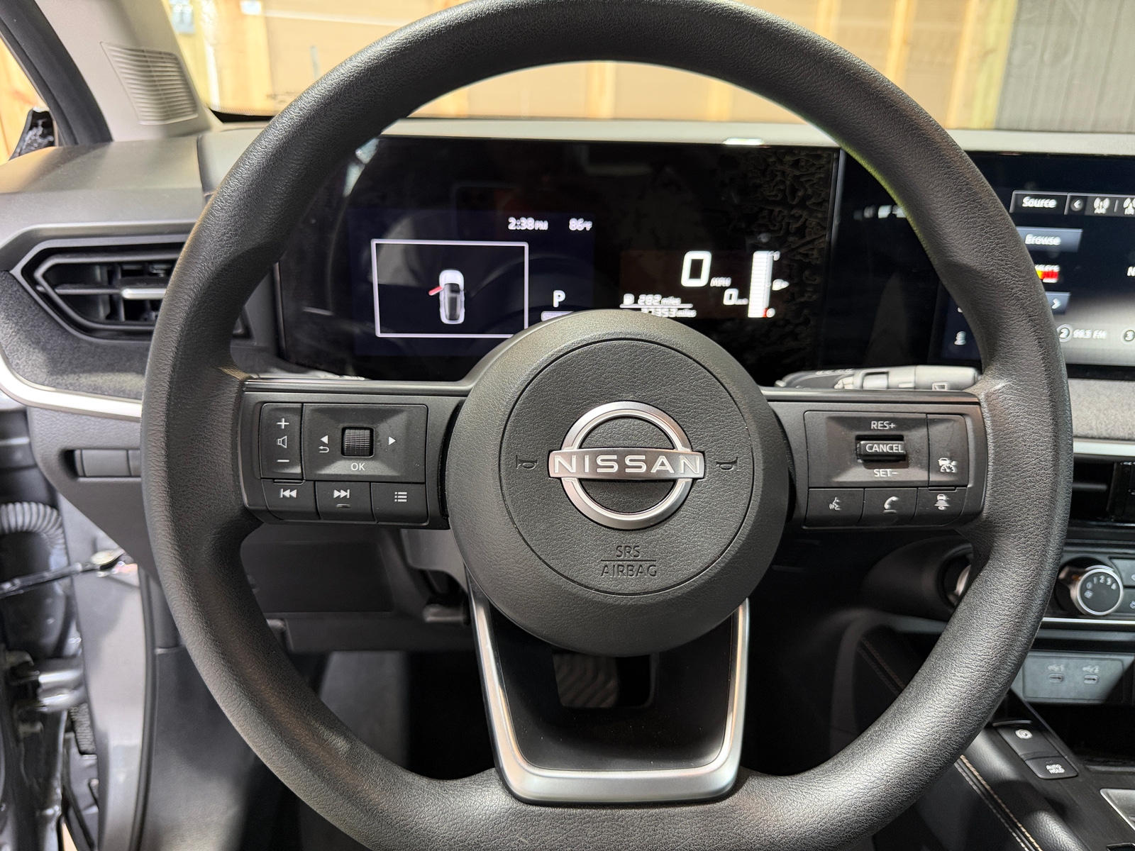 Thumbnail: 2025 Nissan Kicks - 5