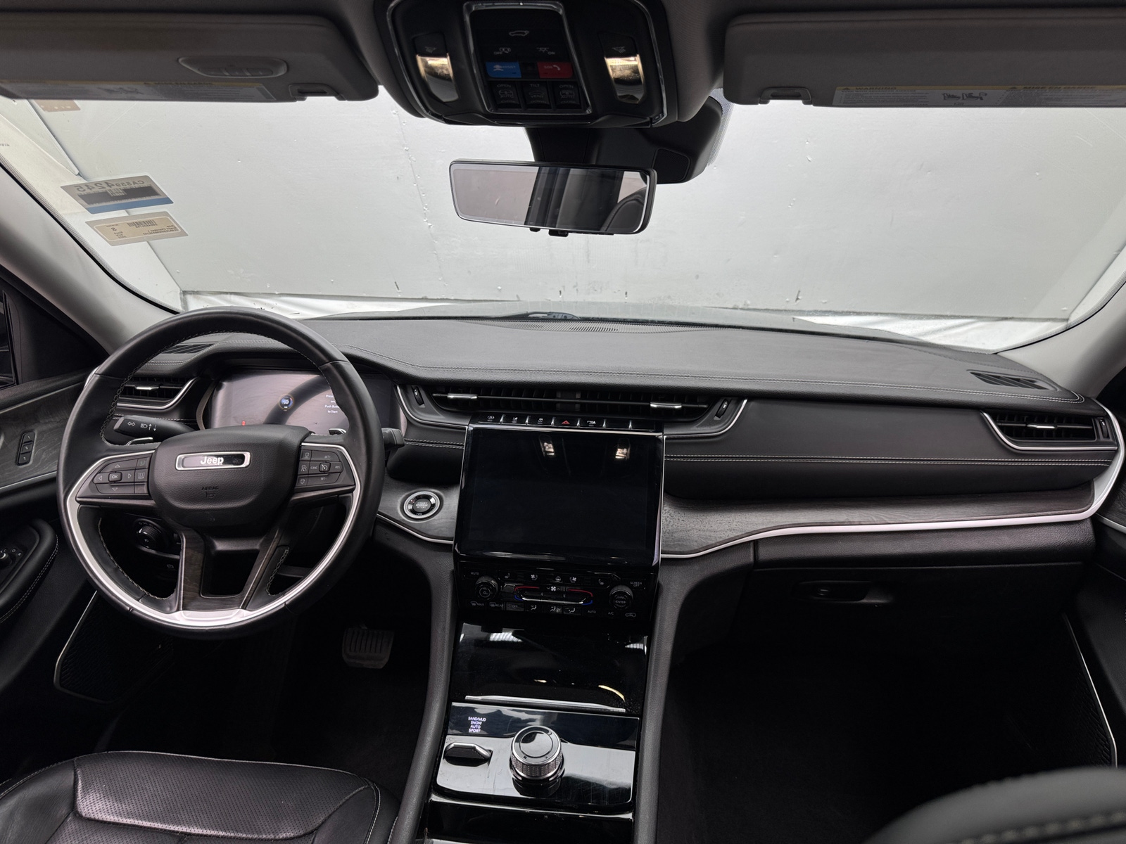 Thumbnail: 2022 Jeep Grand Cherokee L - 2