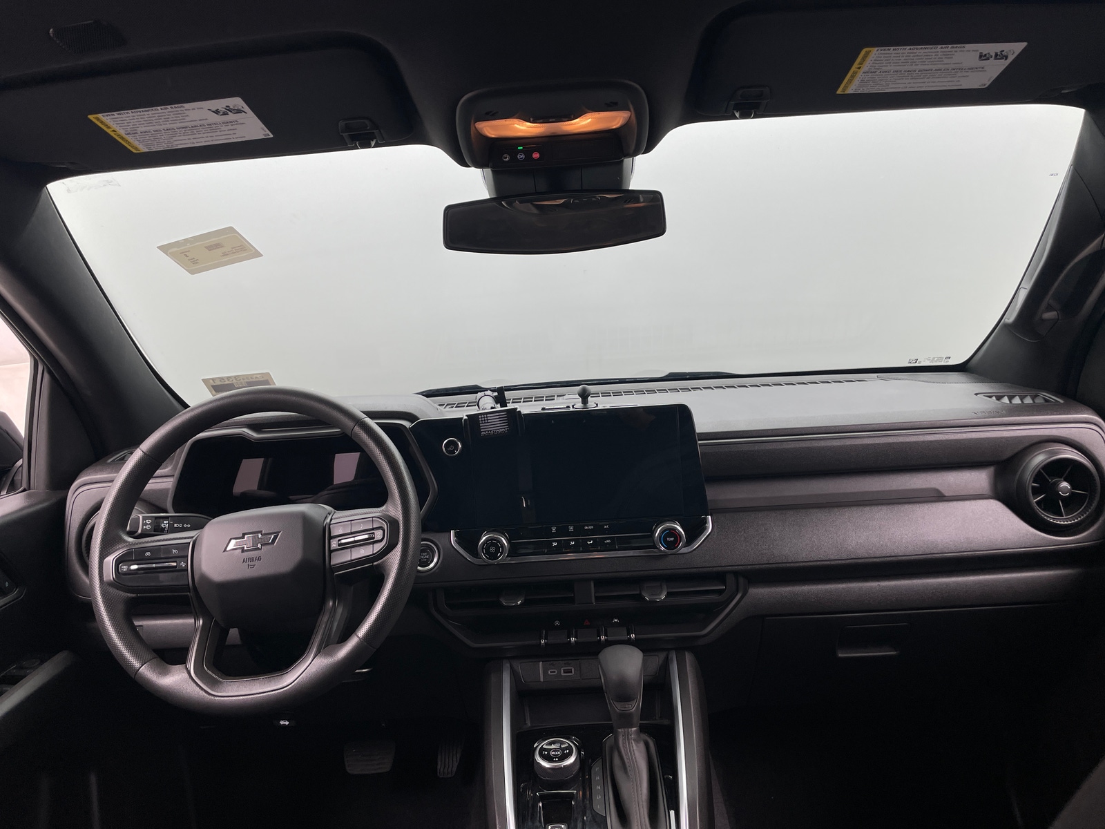 Thumbnail: 2024 Chevrolet Colorado - 3