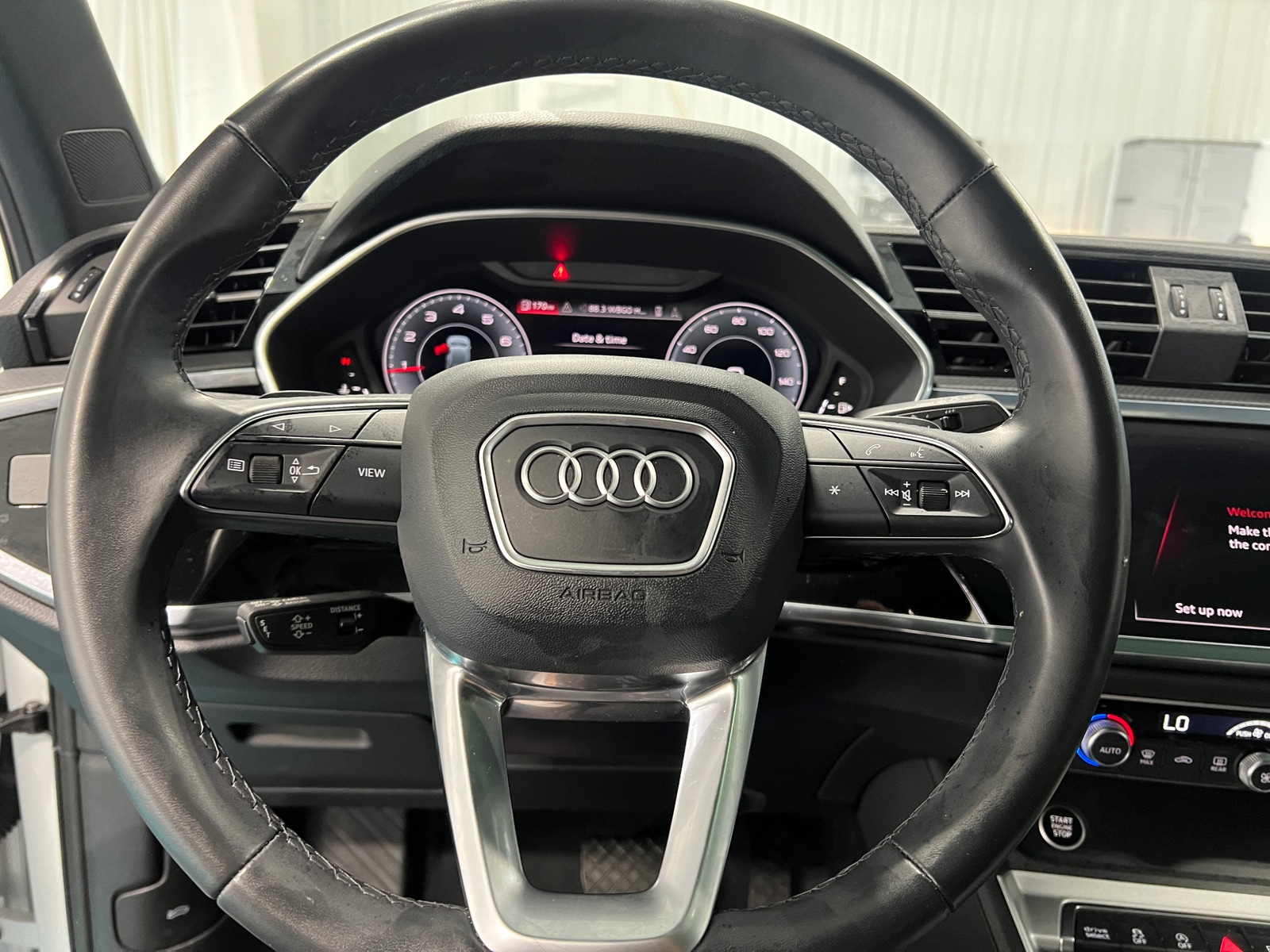 Thumbnail: 2024 Audi Q3 - 4