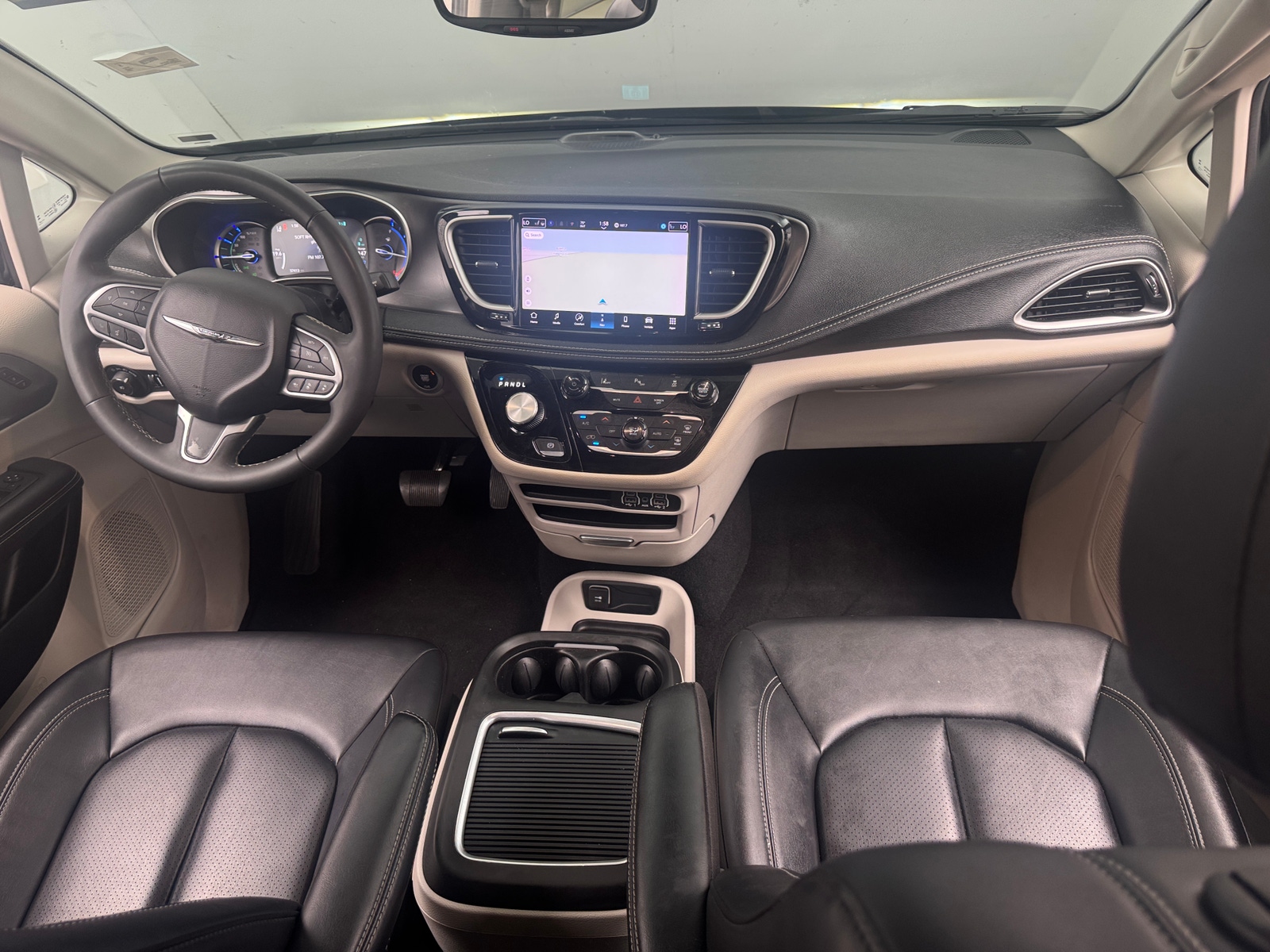 Thumbnail: 2024 Chrysler Pacifica - 2