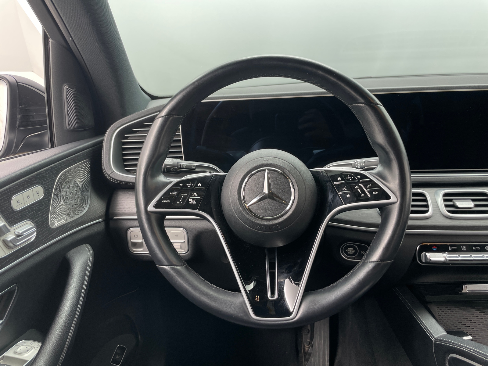 Thumbnail: 2024 Mercedes-Benz GLS - 4