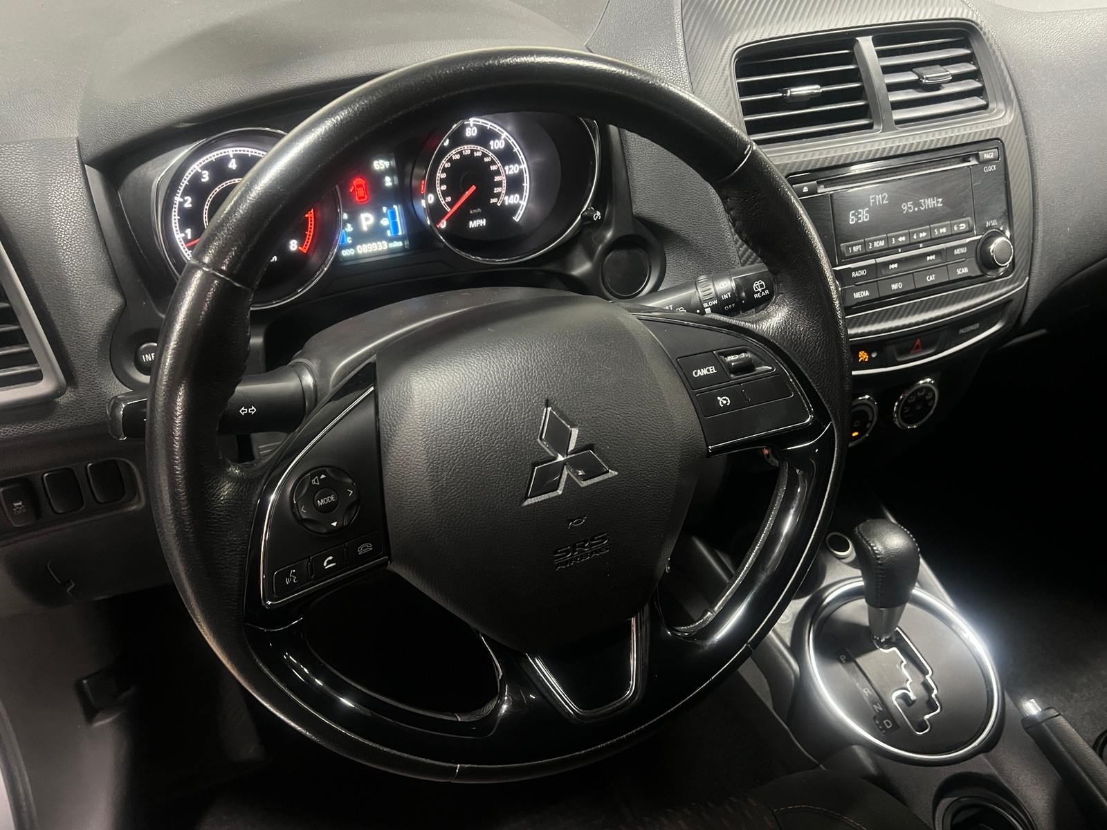 Thumbnail: 2017 Mitsubishi Outlander Sport - 5
