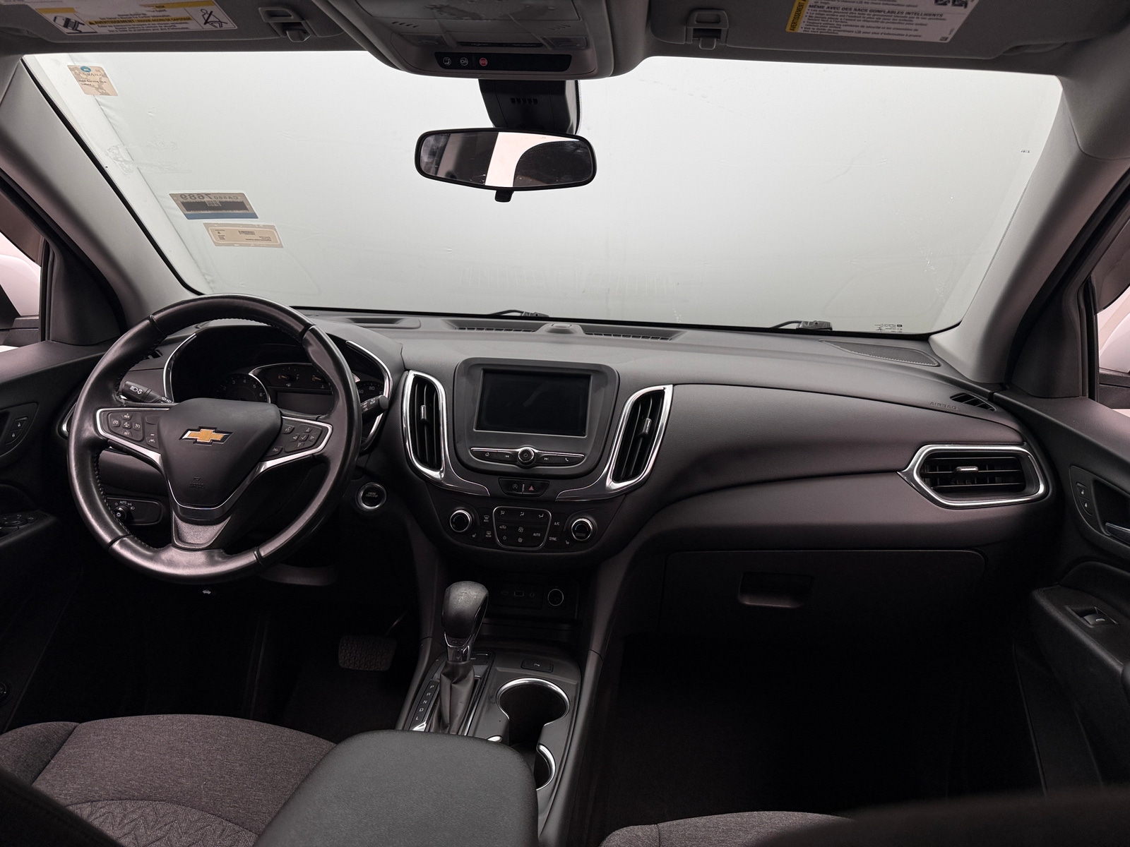 Thumbnail: 2022 Chevrolet Equinox - 3