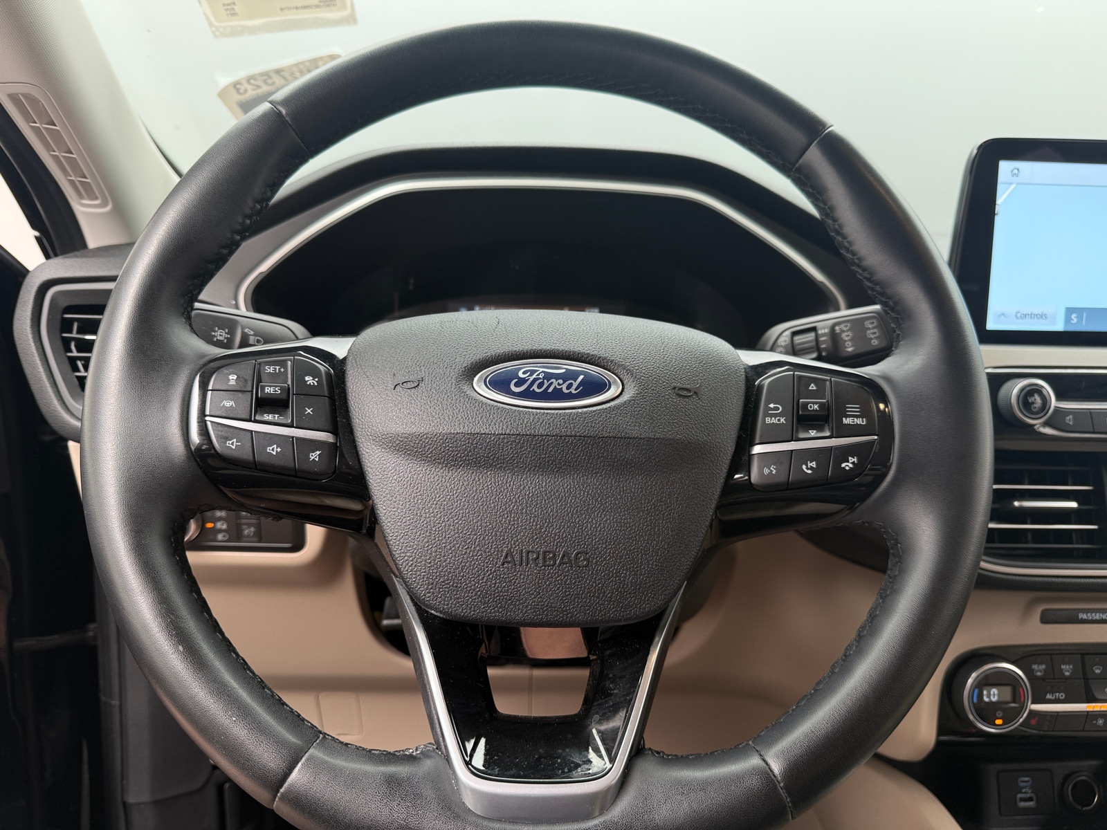 Thumbnail: 2021 Ford Escape - 4