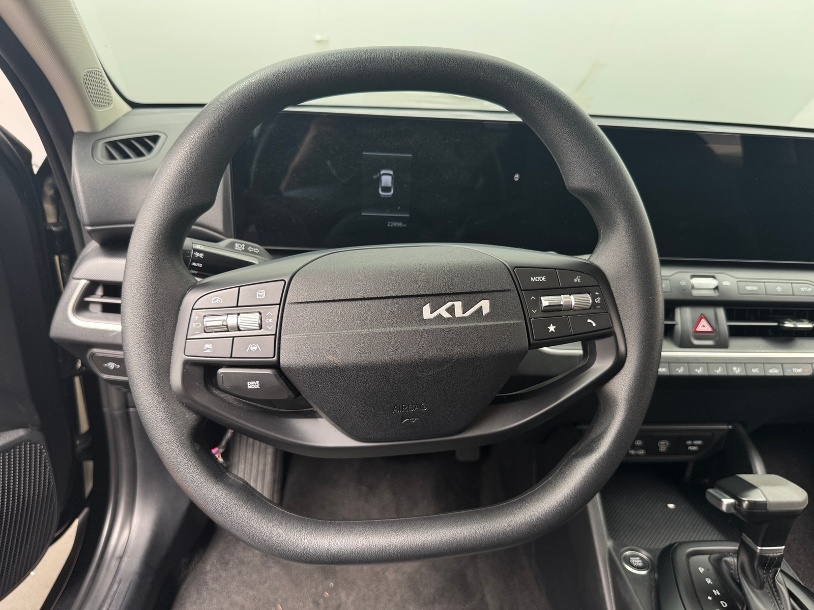 Thumbnail: 2025 Kia K4 - 5