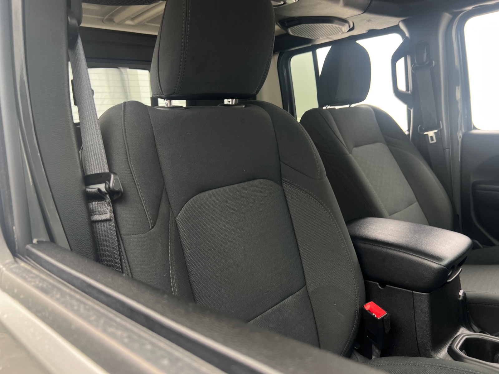 Thumbnail: 2021 Jeep Gladiator - 2