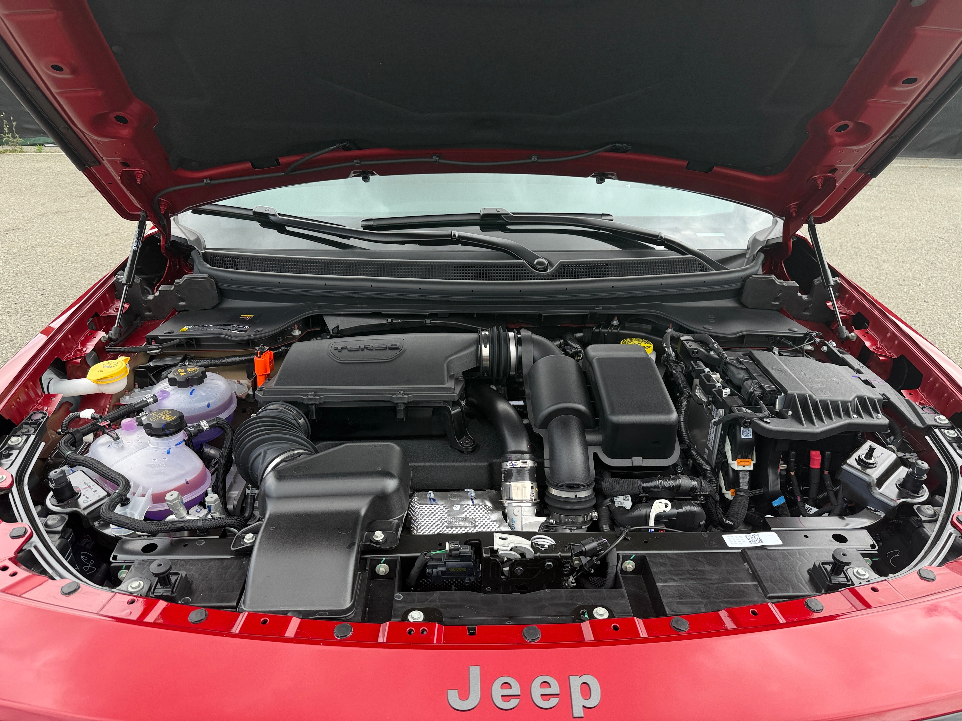 2026 Jeep Cherokee Laredo HEV 4X4's photo