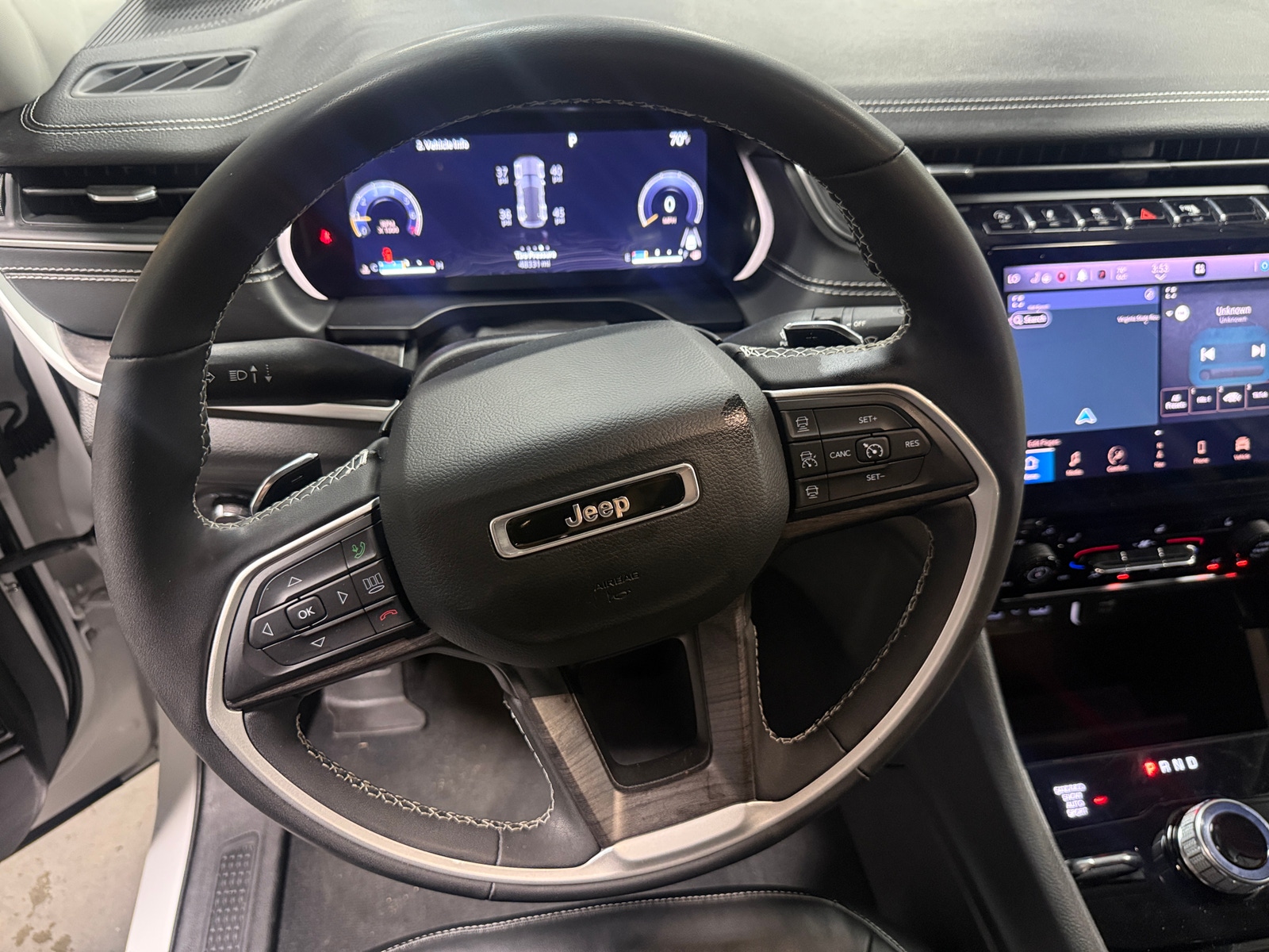 Thumbnail: 2023 Jeep Grand Cherokee - 4