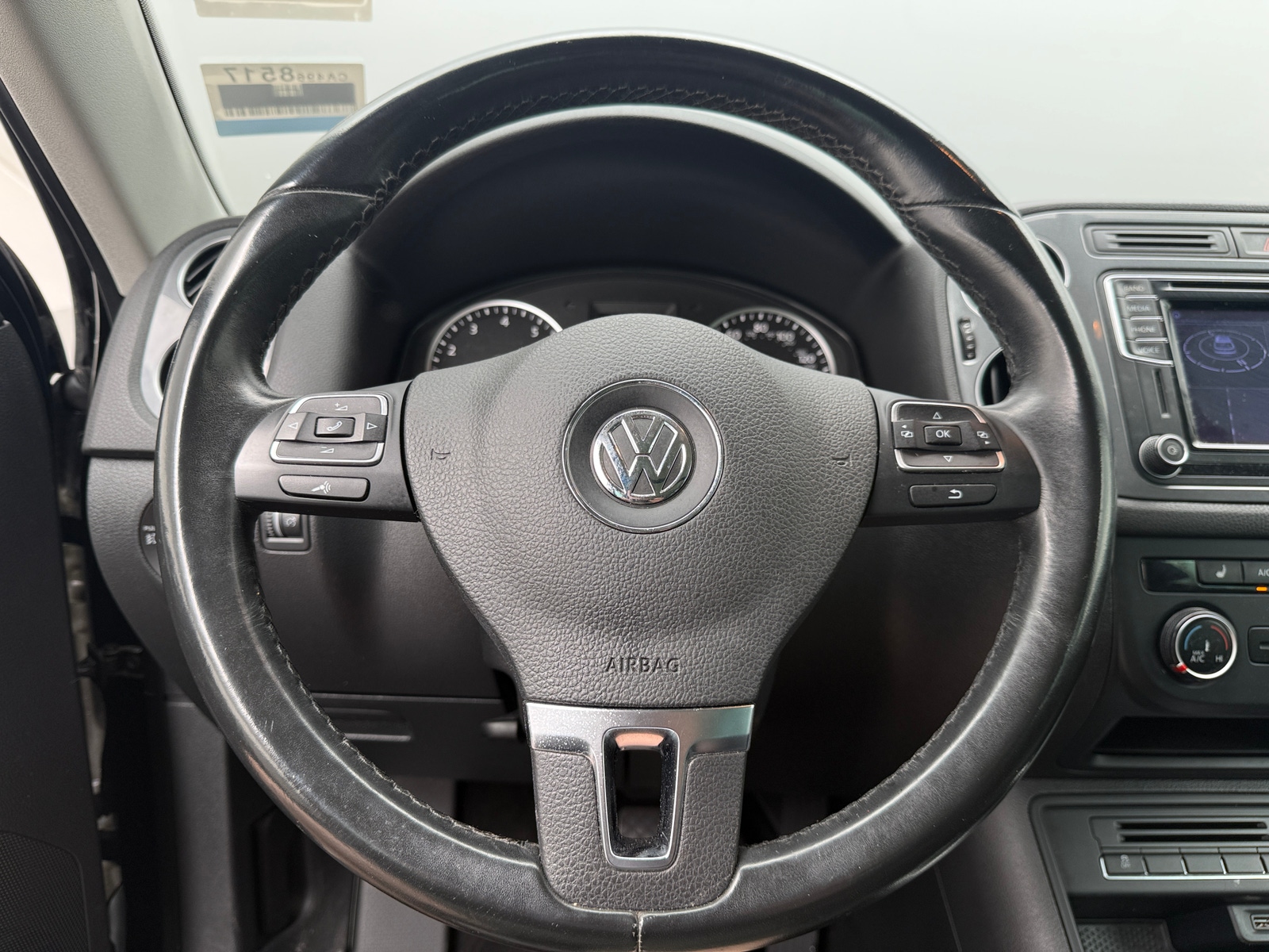 Thumbnail: 2016 Volkswagen Tiguan - 5