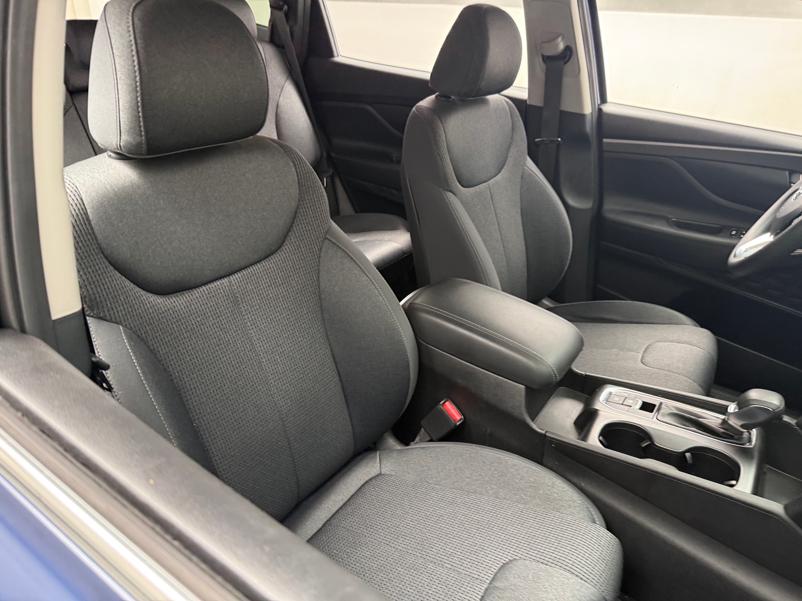 Thumbnail: 2019 Hyundai Santa Fe - 2
