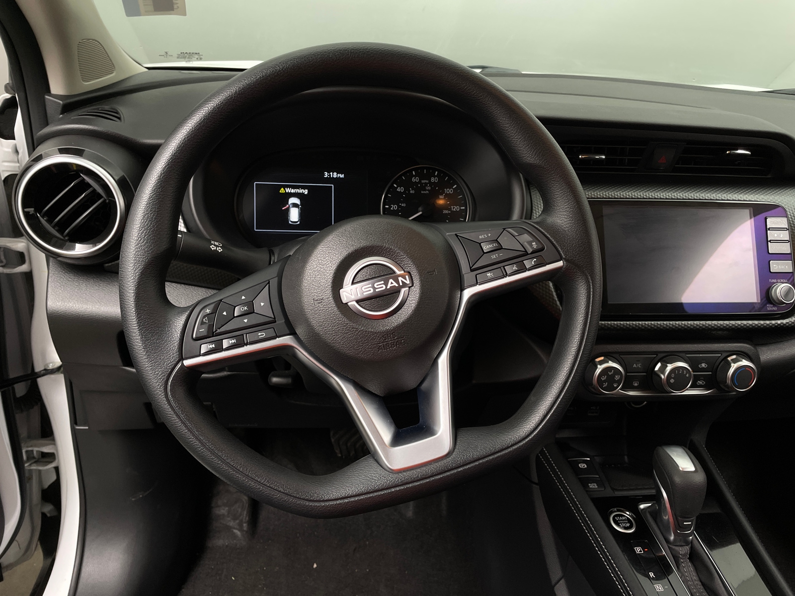 Thumbnail: 2023 Nissan Kicks - 5