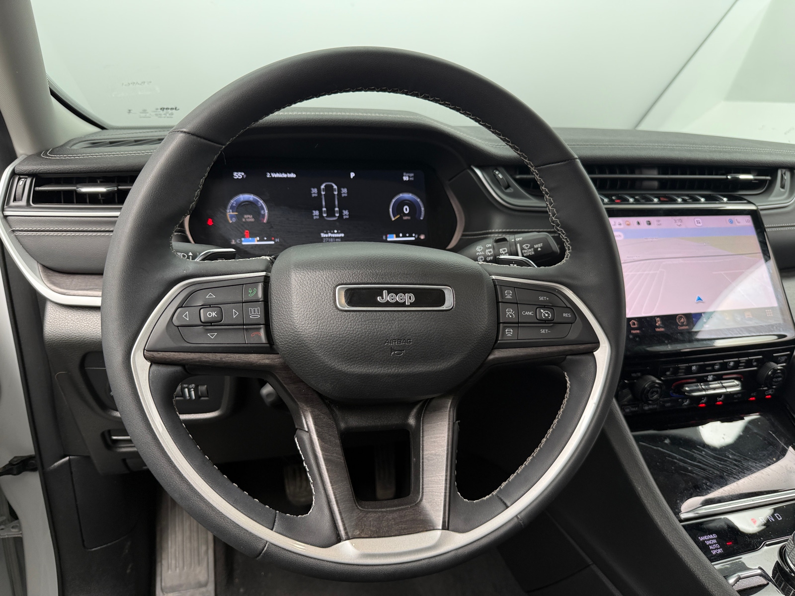 Thumbnail: 2023 Jeep Grand Cherokee L - 4