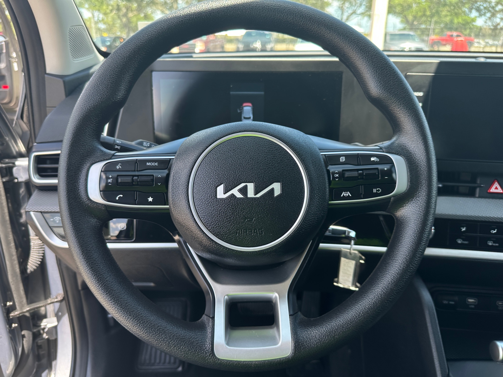 Thumbnail: 2025 Kia Sportage - 5