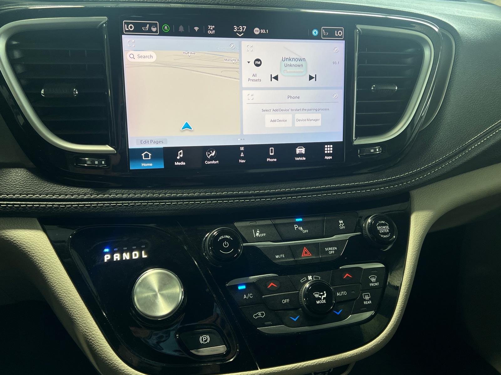 Thumbnail: 2024 Chrysler Pacifica - 4