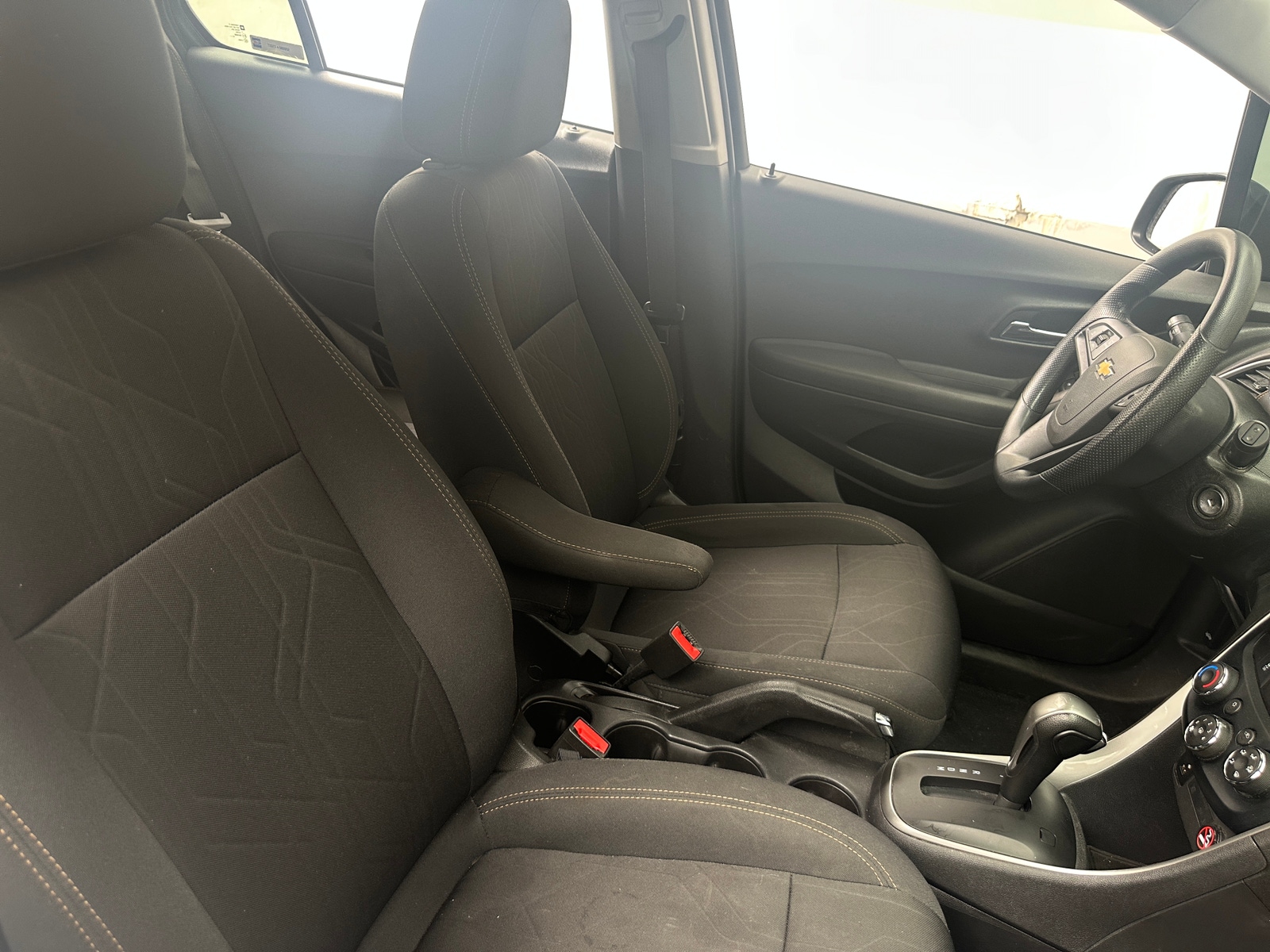 Thumbnail: 2020 Chevrolet Trax - 2