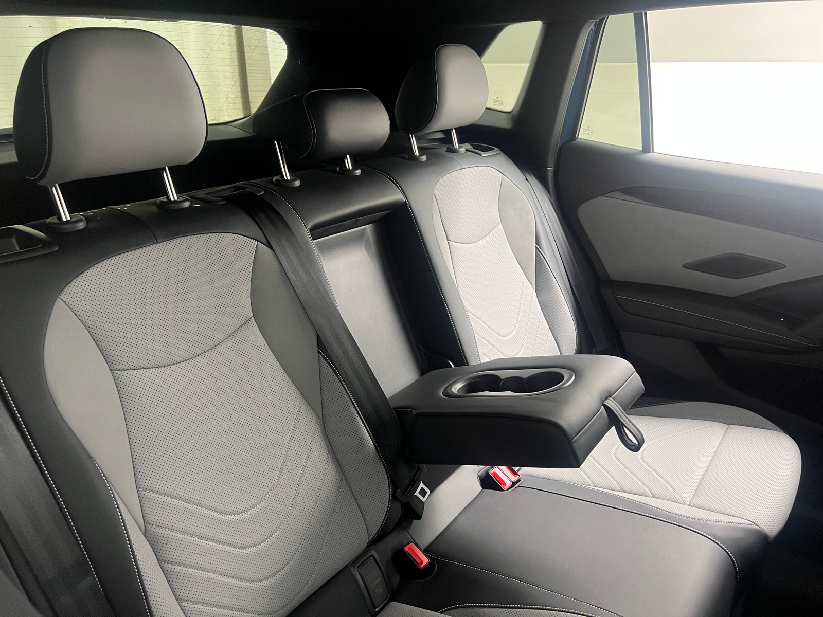 Thumbnail: 2025 Volkswagen Tiguan - 5