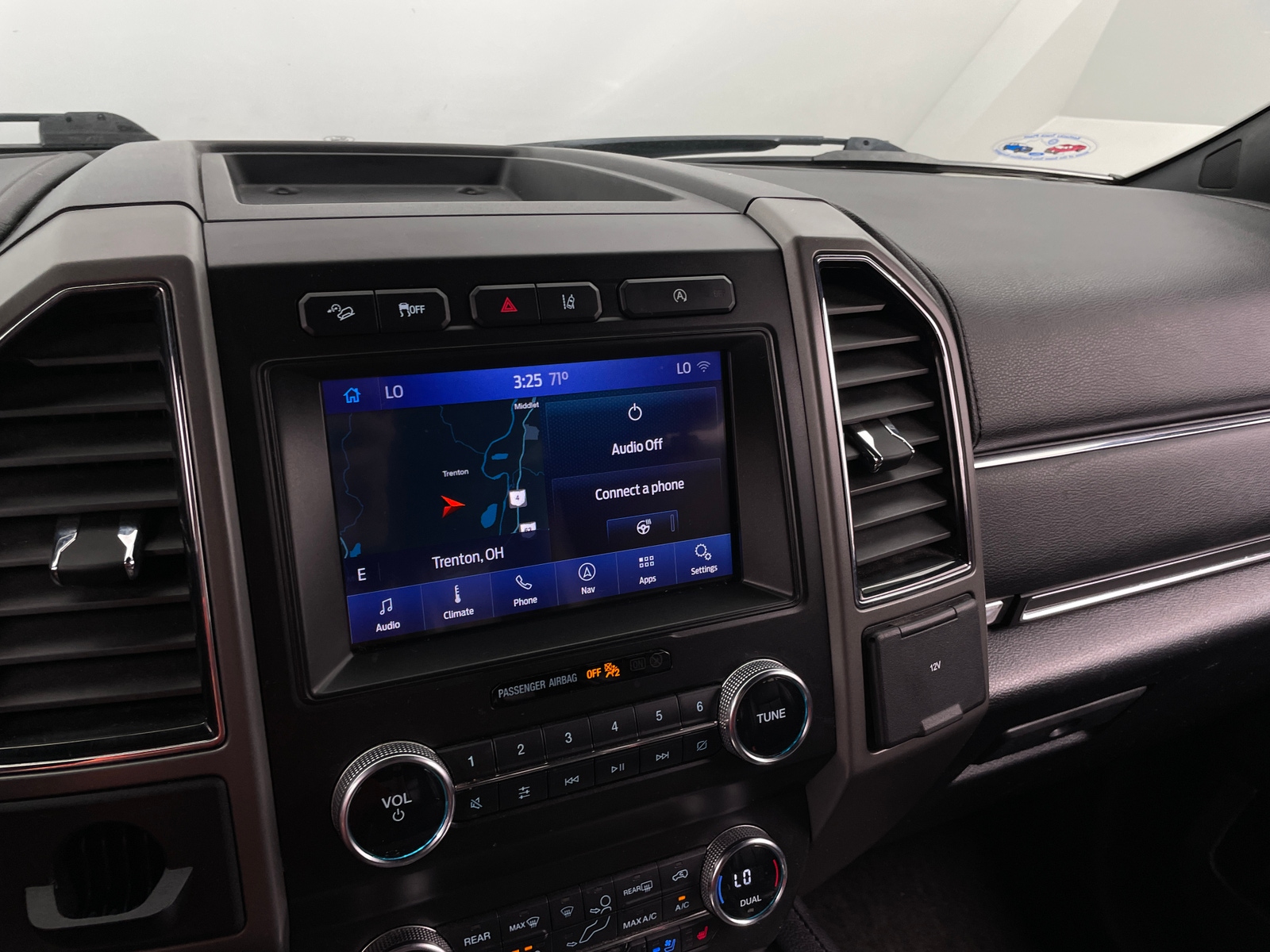 Thumbnail: 2020 Ford Expedition MAX - 3