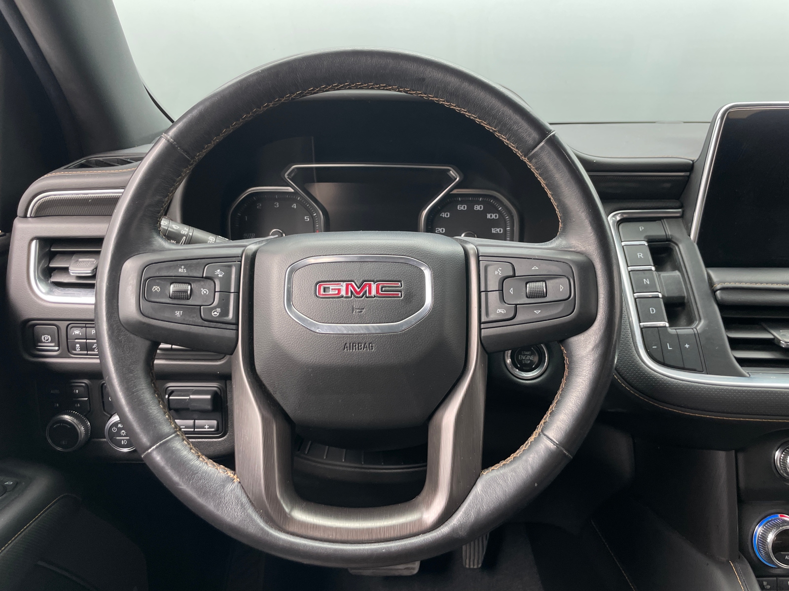 Thumbnail: 2021 GMC Yukon XL - 4