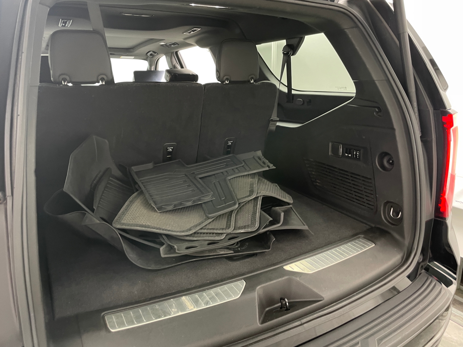 Thumbnail: 2021 GMC Yukon XL - 6
