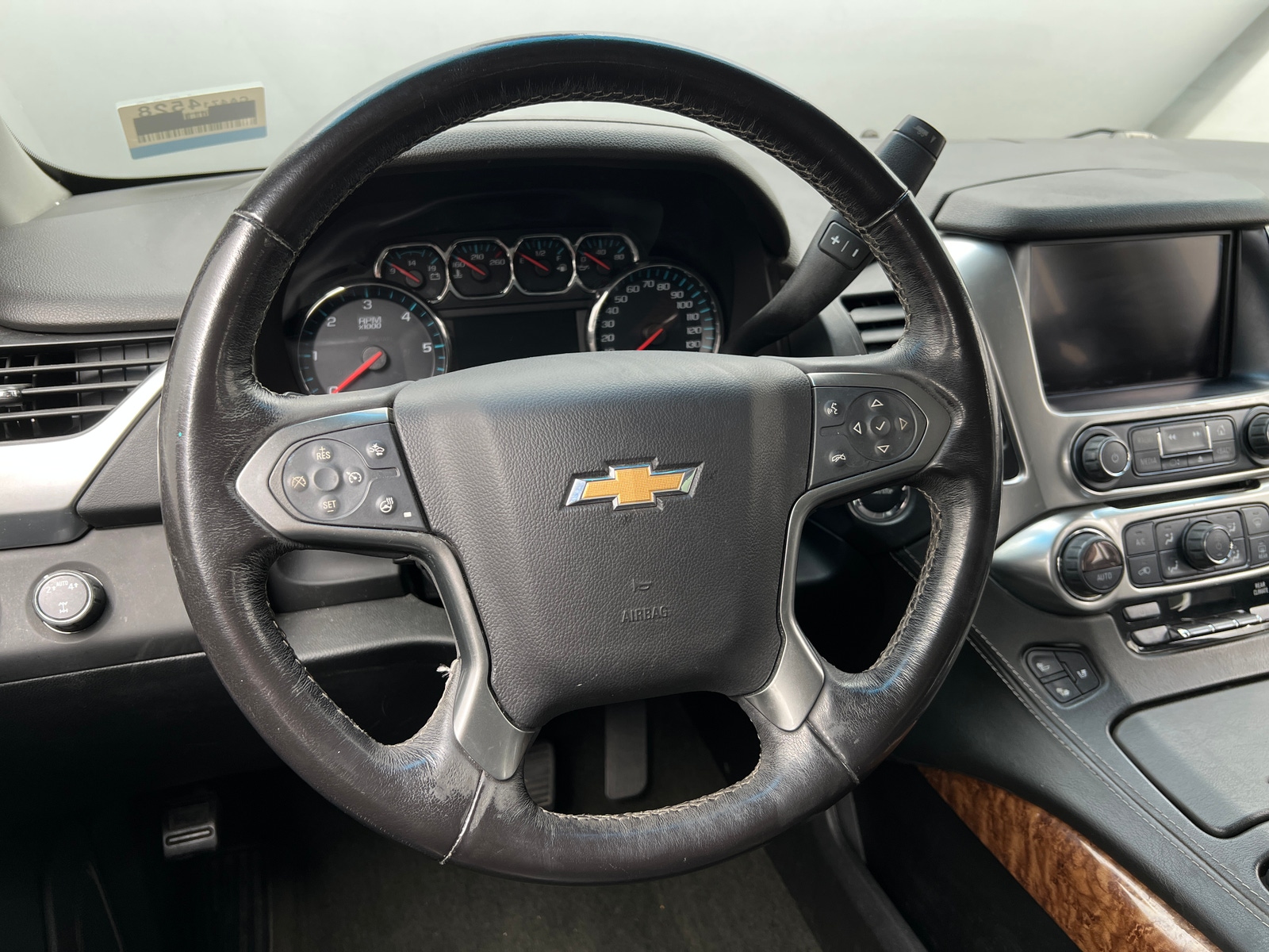 Thumbnail: 2018 Chevrolet Suburban - 4