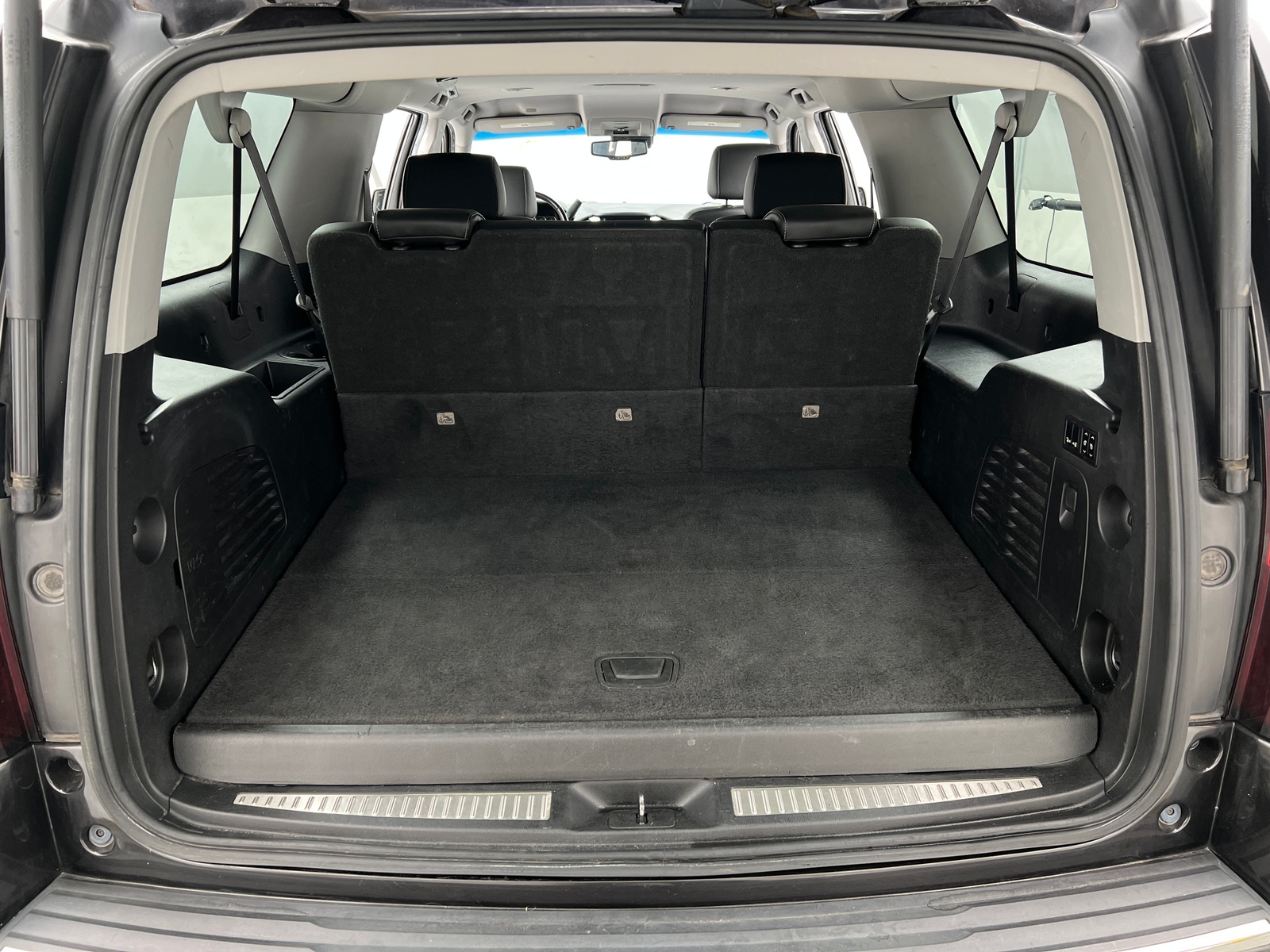 Thumbnail: 2018 Chevrolet Suburban - 6