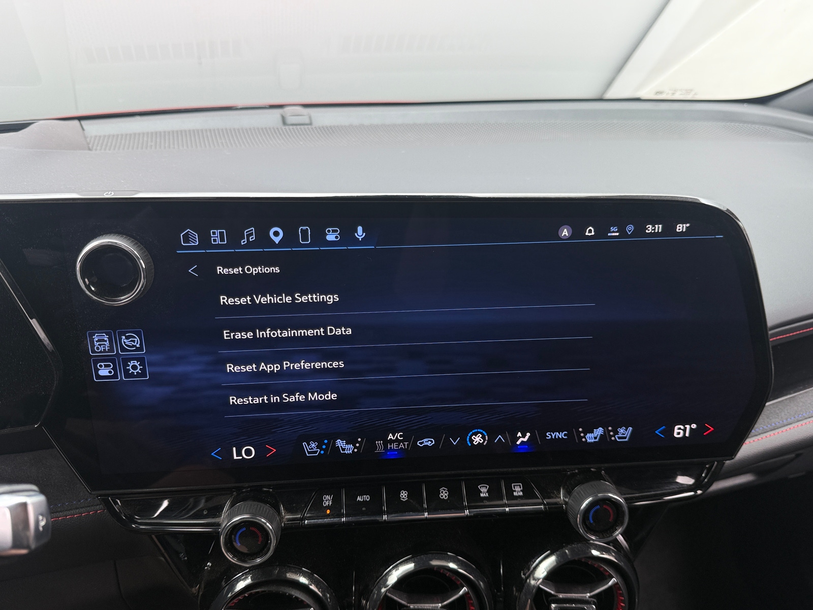 Thumbnail: 2024 Chevrolet Blazer EV - 3