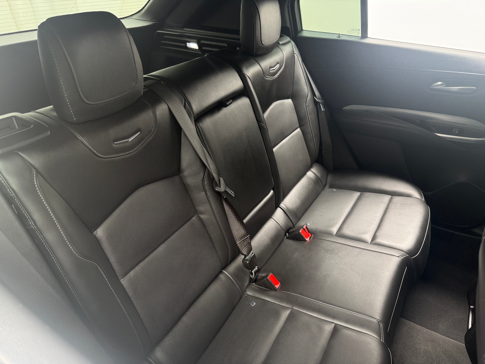 Thumbnail: 2021 Cadillac XT4 - 5