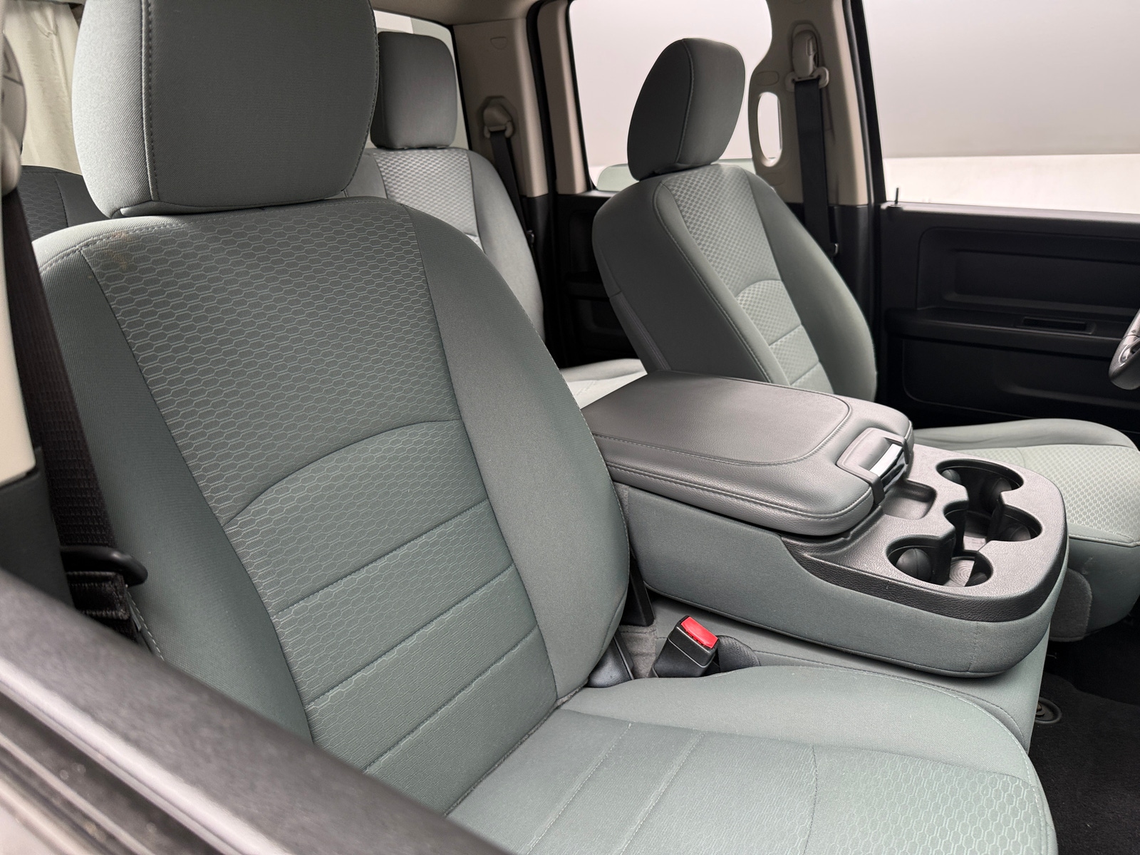 Thumbnail: 2019 RAM 1500 Classic - 2