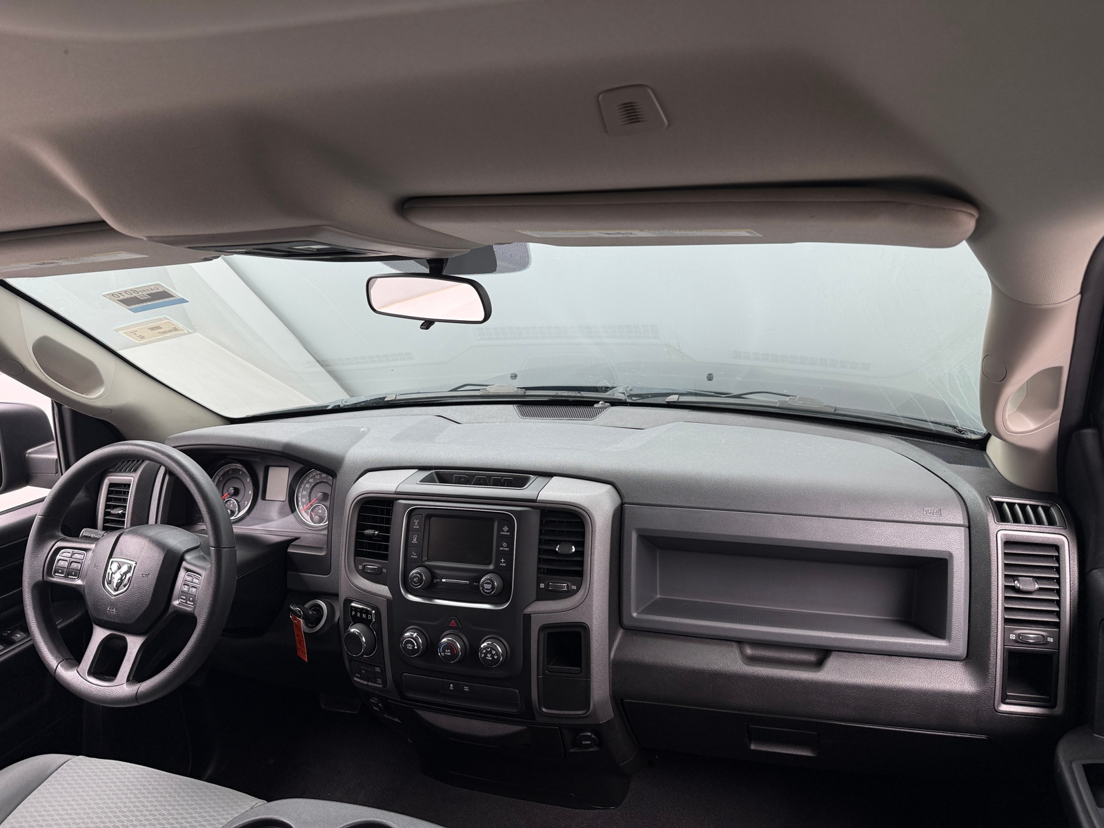 Thumbnail: 2019 RAM 1500 Classic - 3