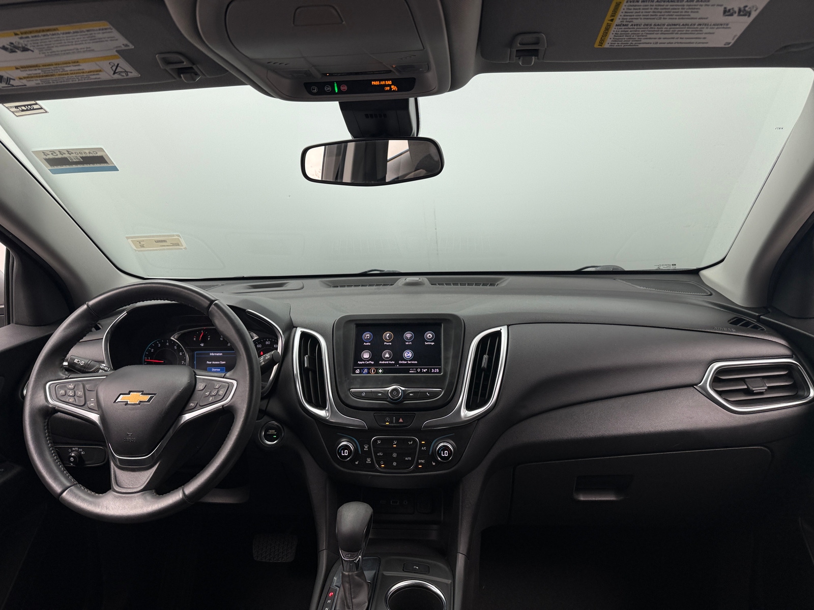 Thumbnail: 2022 Chevrolet Equinox - 3