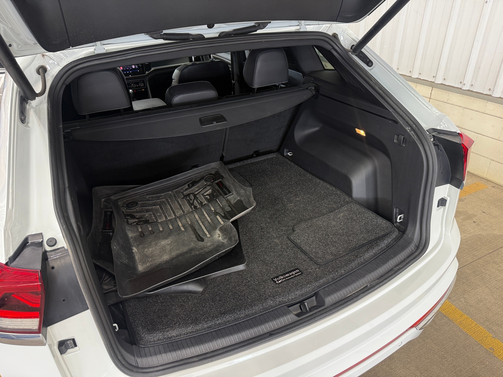 Thumbnail: 2020 Volkswagen Atlas - 6