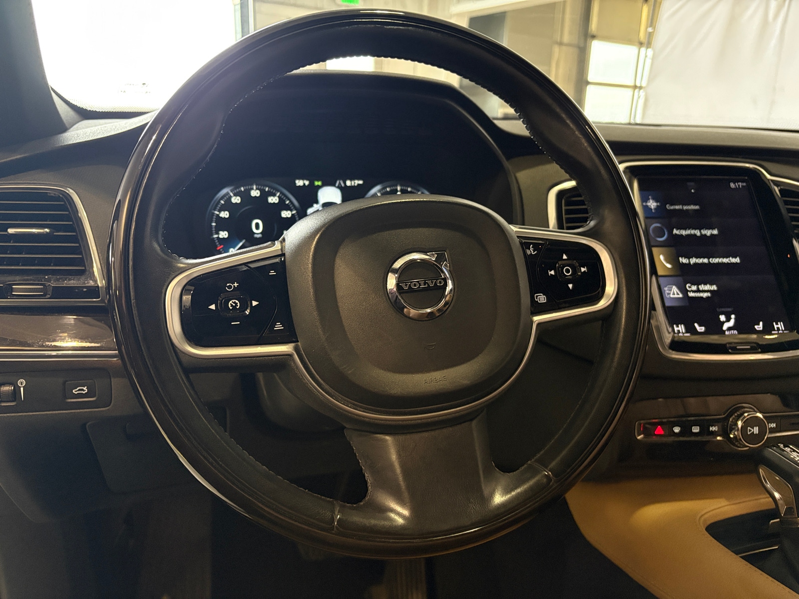 Thumbnail: 2018 Volvo XC90 - 4