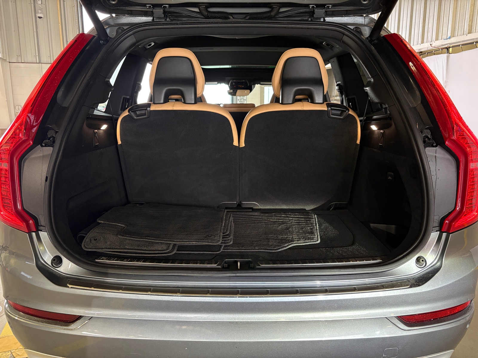 Thumbnail: 2018 Volvo XC90 - 6