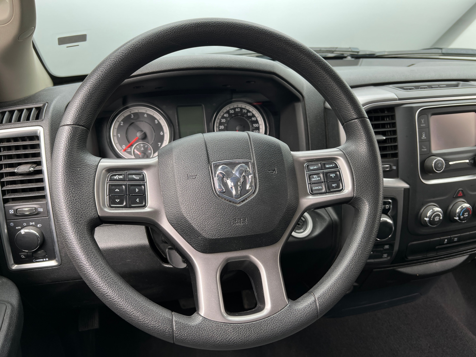 Thumbnail: 2024 RAM 1500 Classic - 5