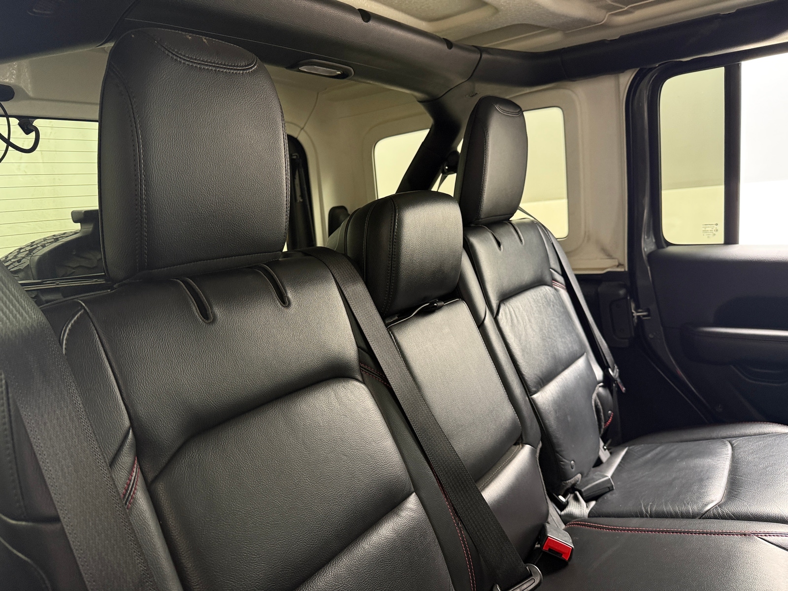 Thumbnail: 2018 Jeep Wrangler - 5