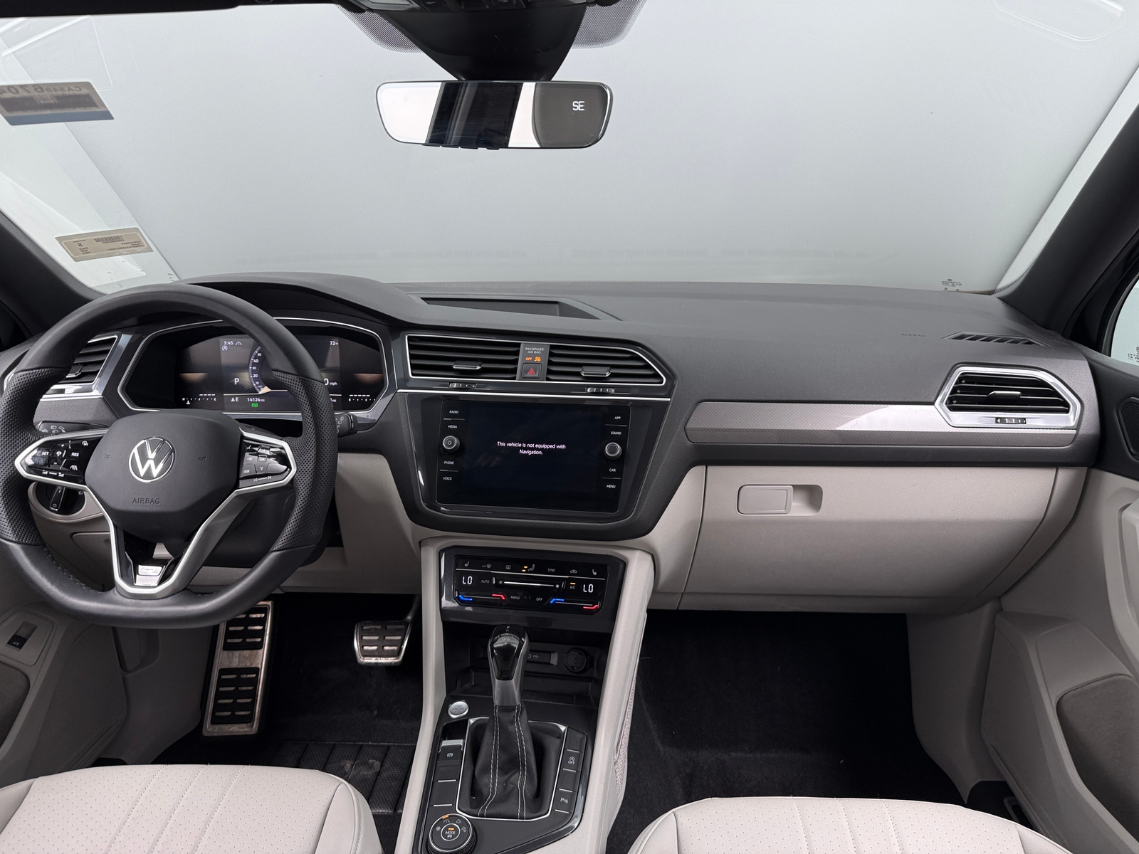 Thumbnail: 2024 Volkswagen Tiguan - 2