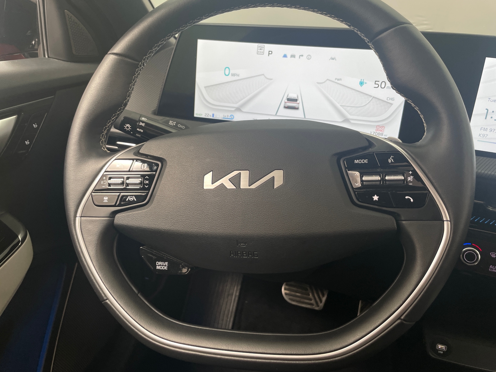 Thumbnail: 2023 Kia EV6 - 5