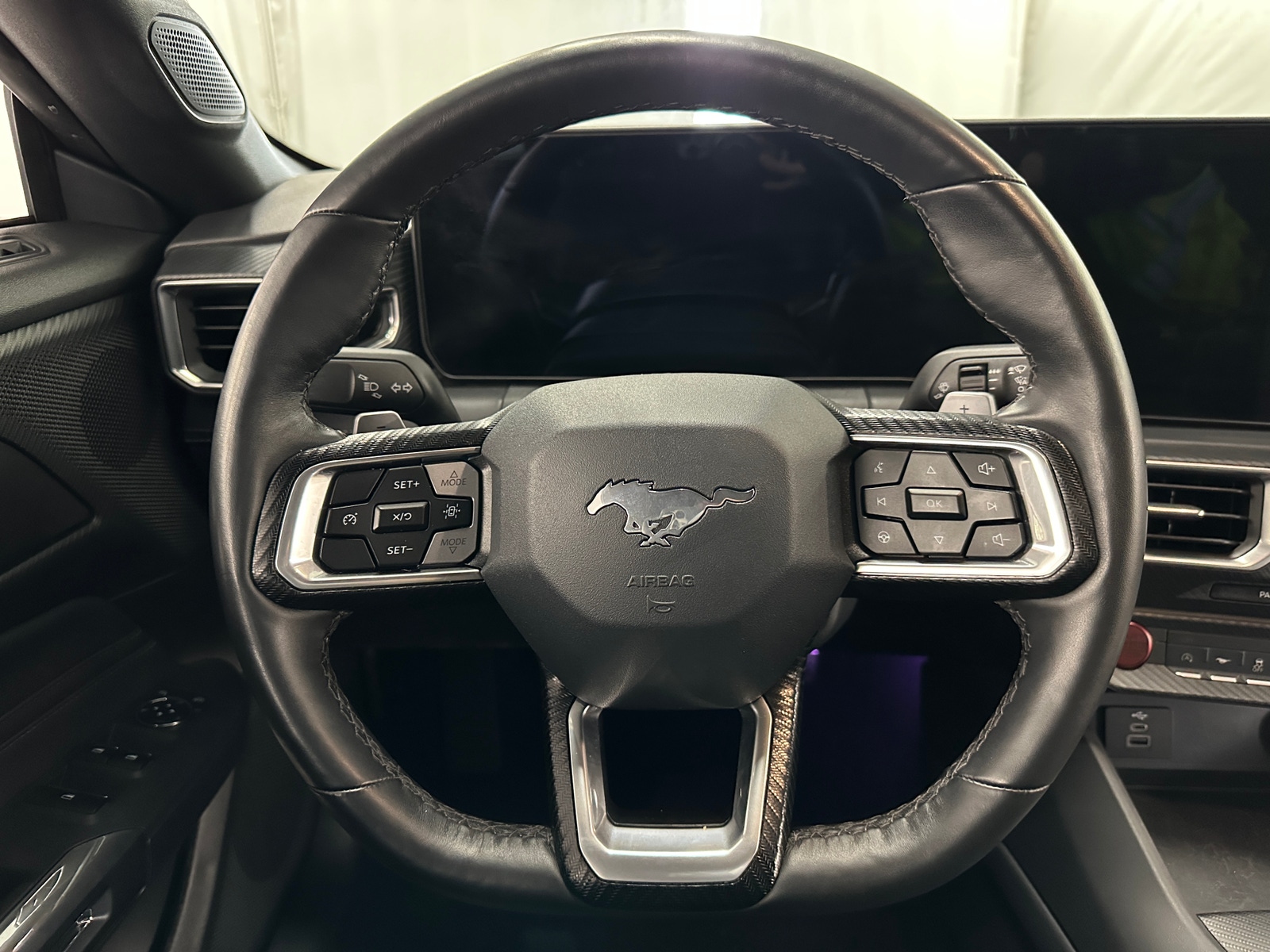 Thumbnail: 2025 Ford Mustang - 4
