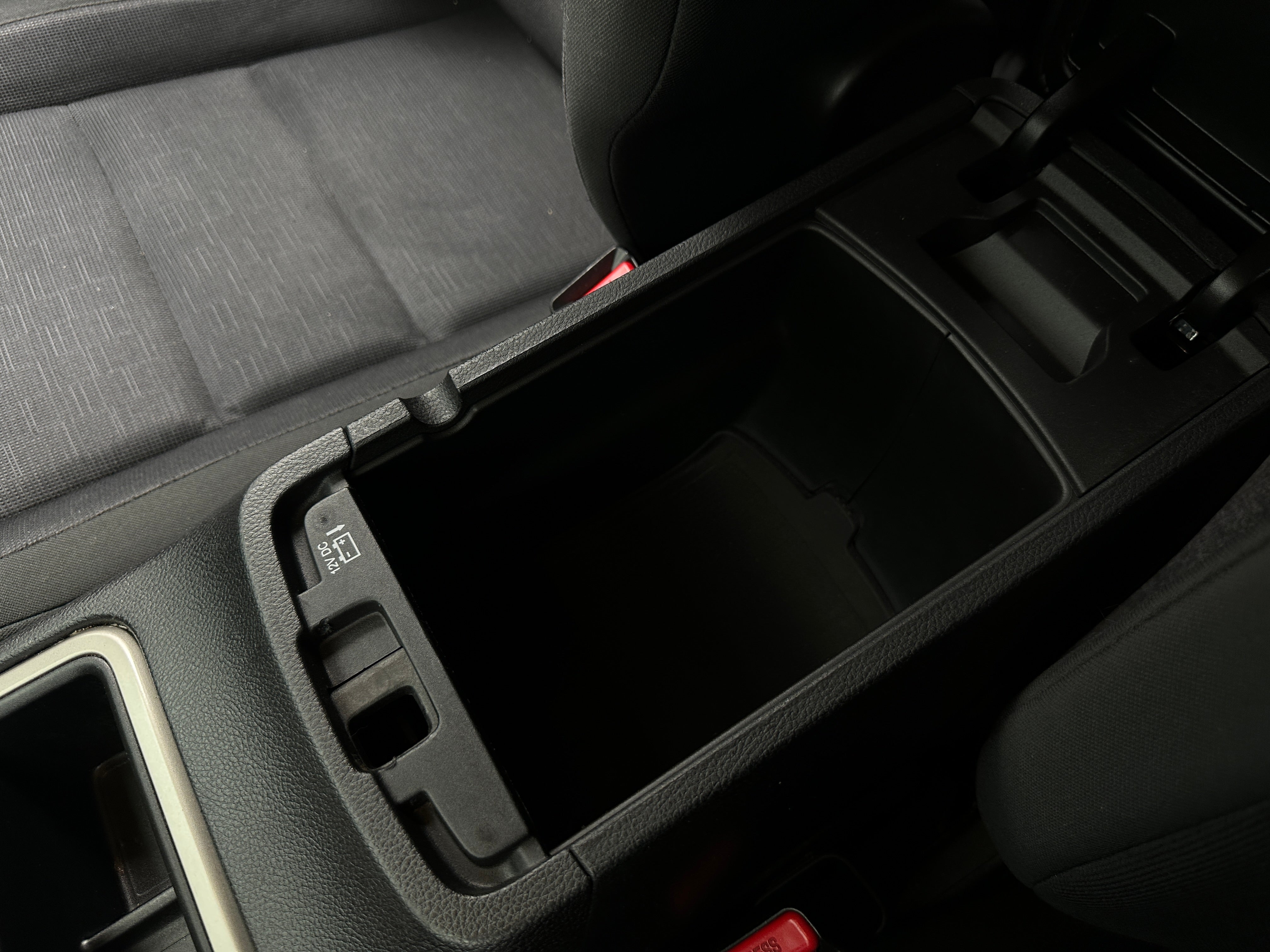 2012 Jeep Grand Cherokee Laredo - Photo 13