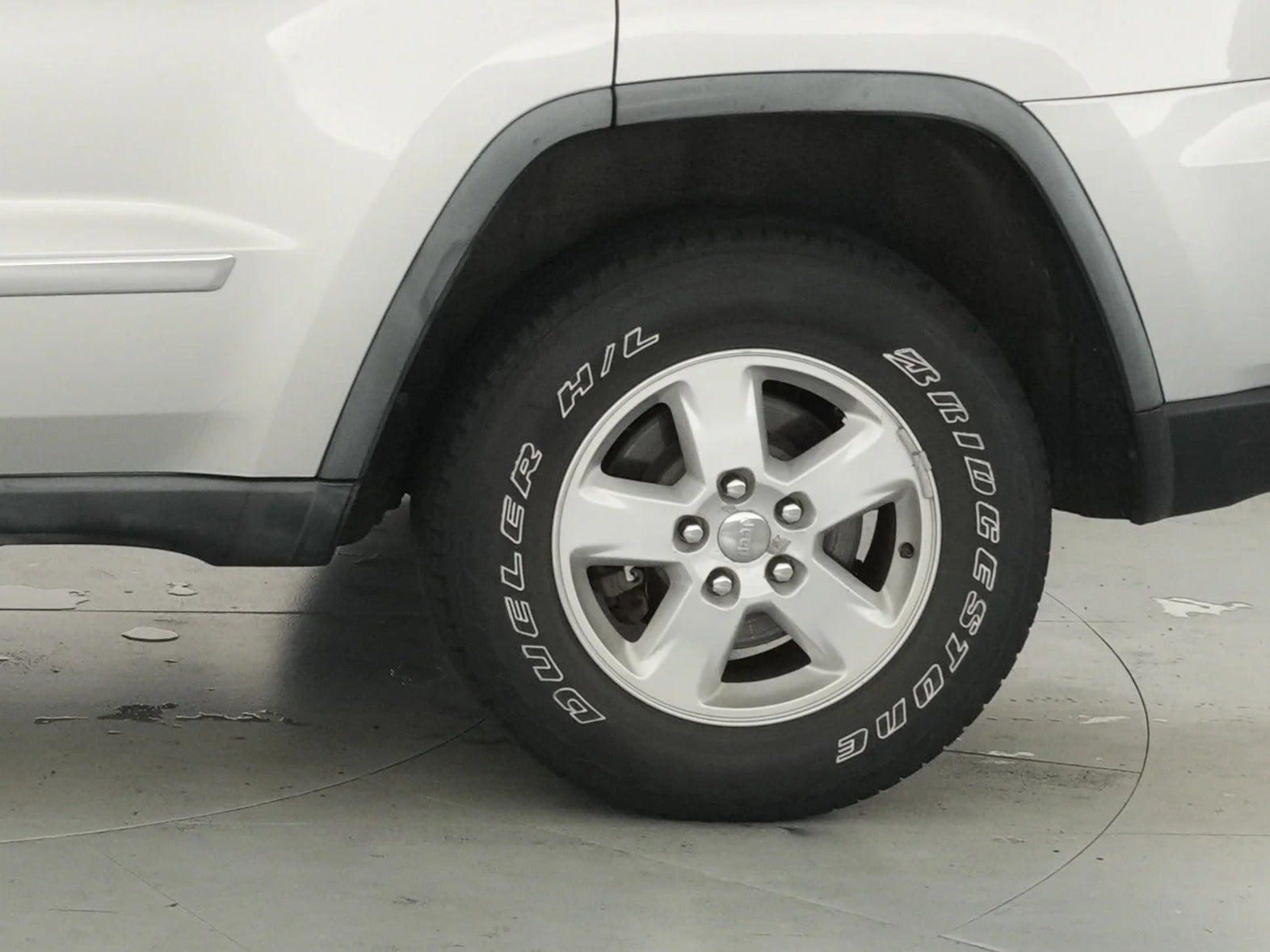2012 Jeep Grand Cherokee Laredo - Photo 14