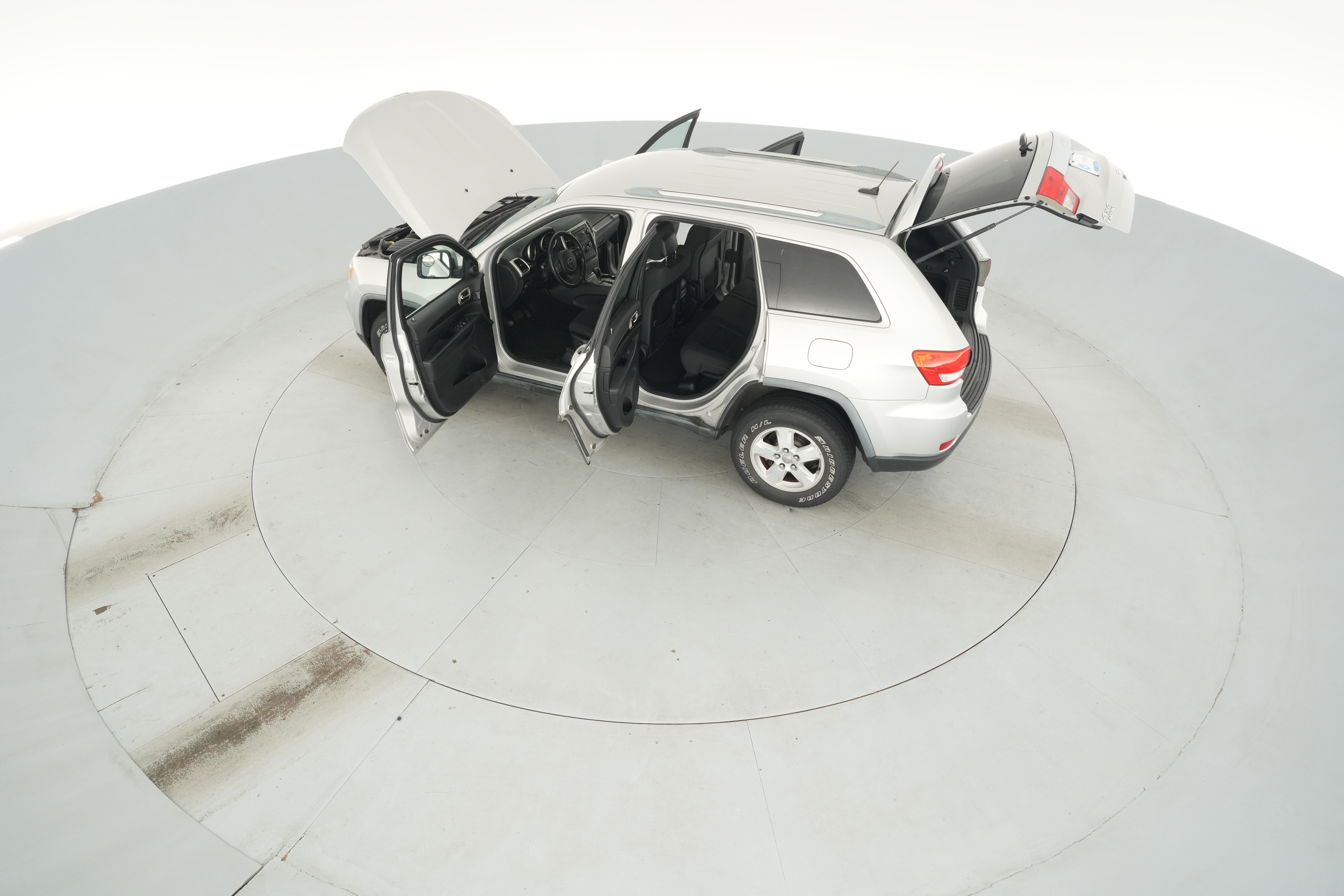 2012 Jeep Grand Cherokee Laredo - Photo 26