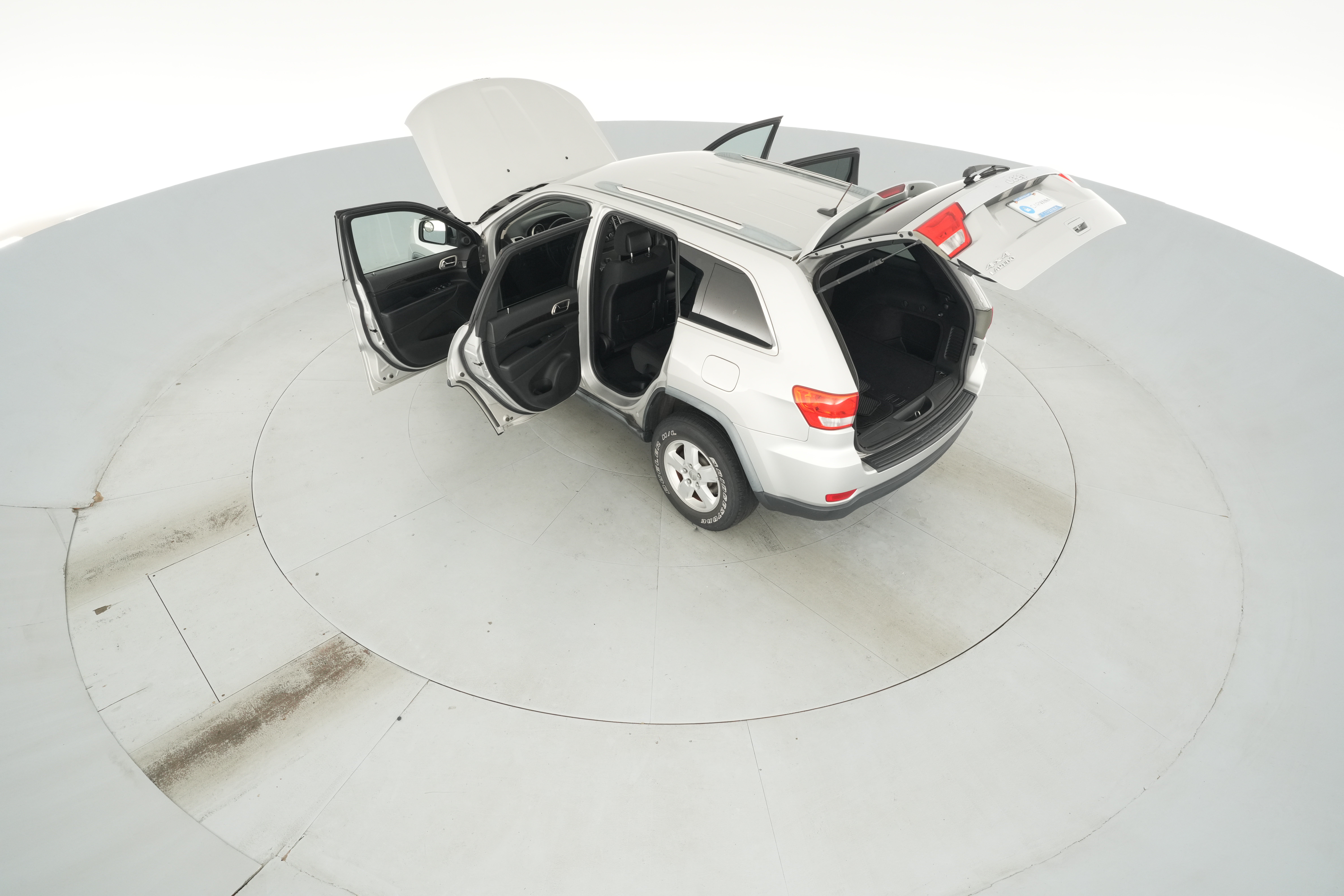 2012 Jeep Grand Cherokee Laredo - Photo 27