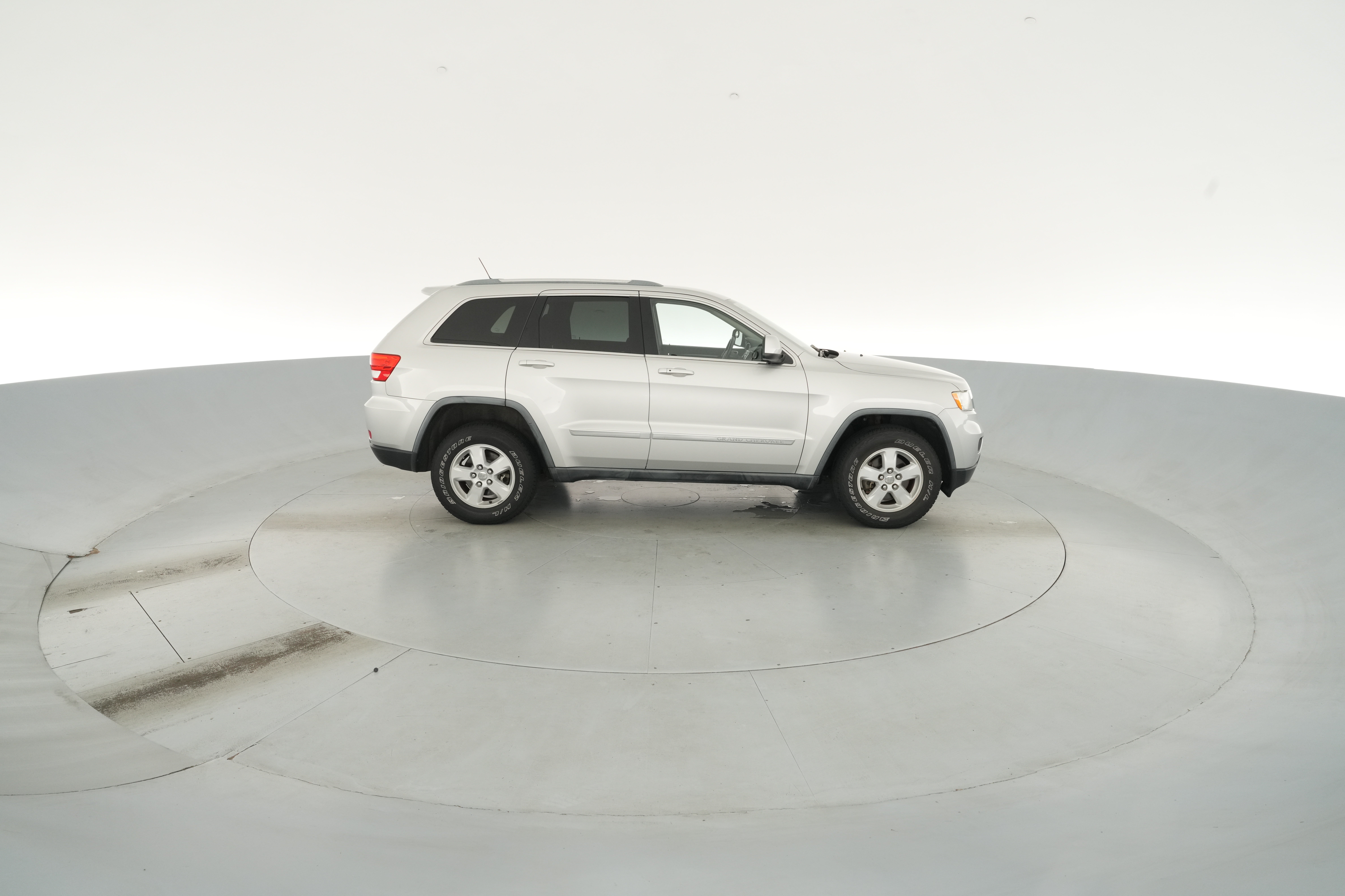 2012 Jeep Grand Cherokee Laredo - Photo 49