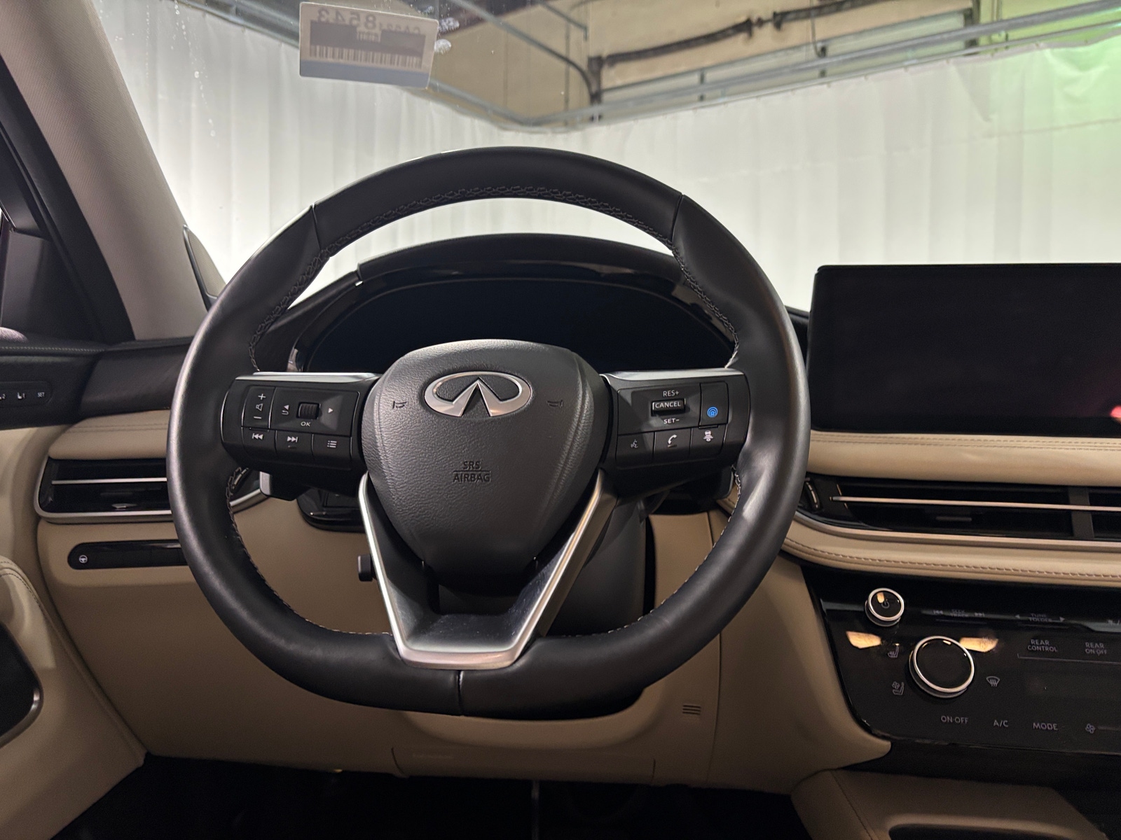Thumbnail: 2025 INFINITI QX60 - 4