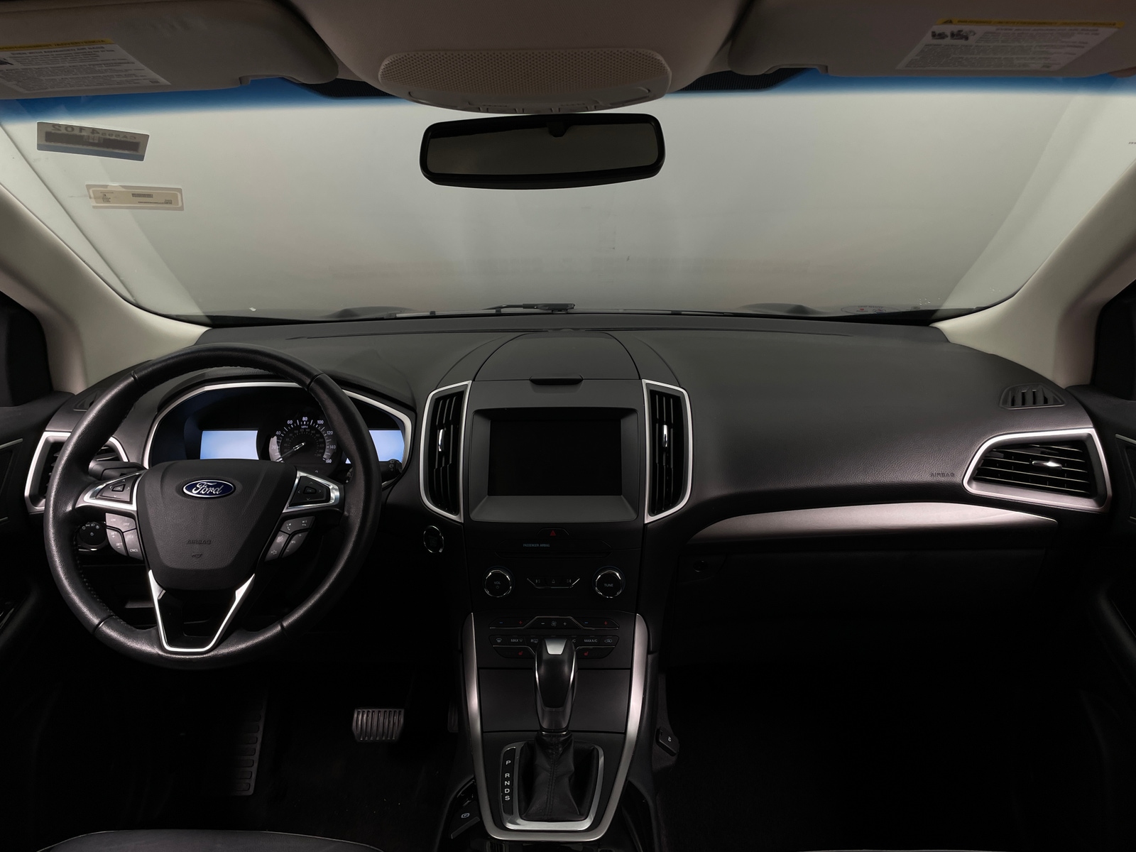 Thumbnail: 2017 Ford Edge - 3