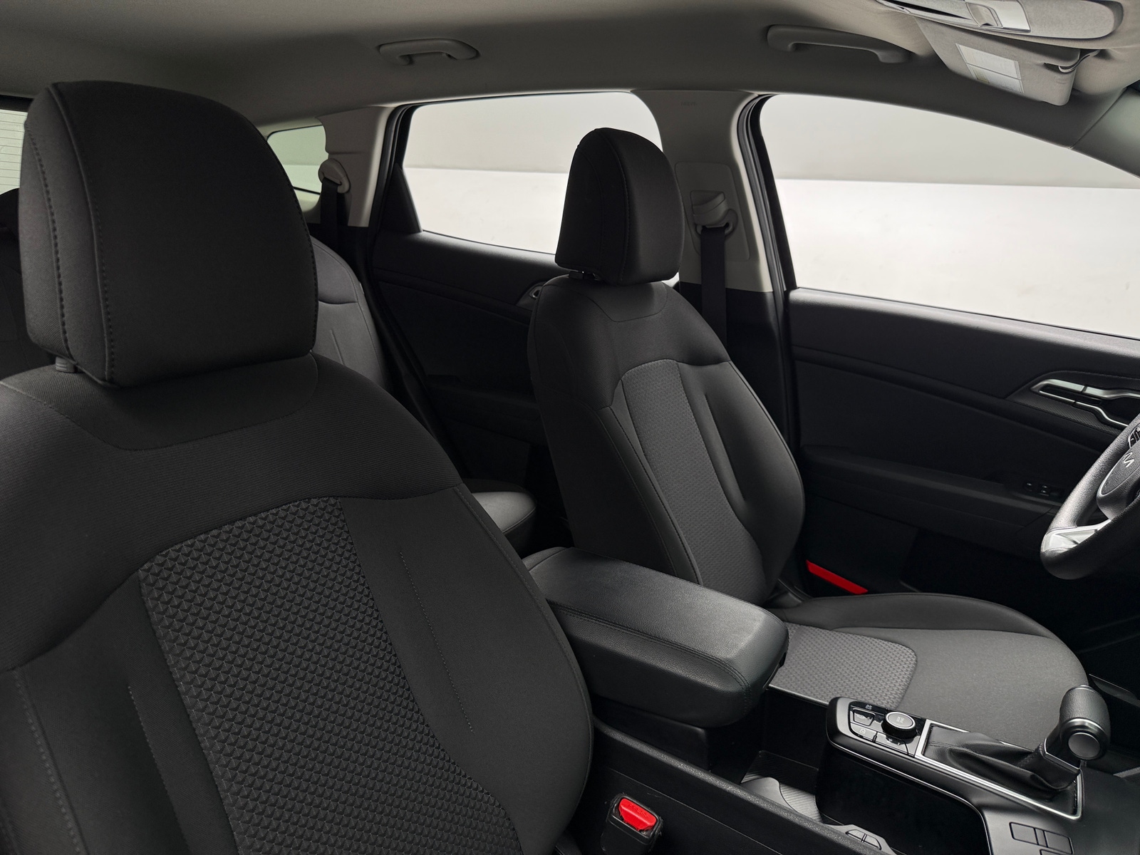 Thumbnail: 2025 Kia Sportage - 2