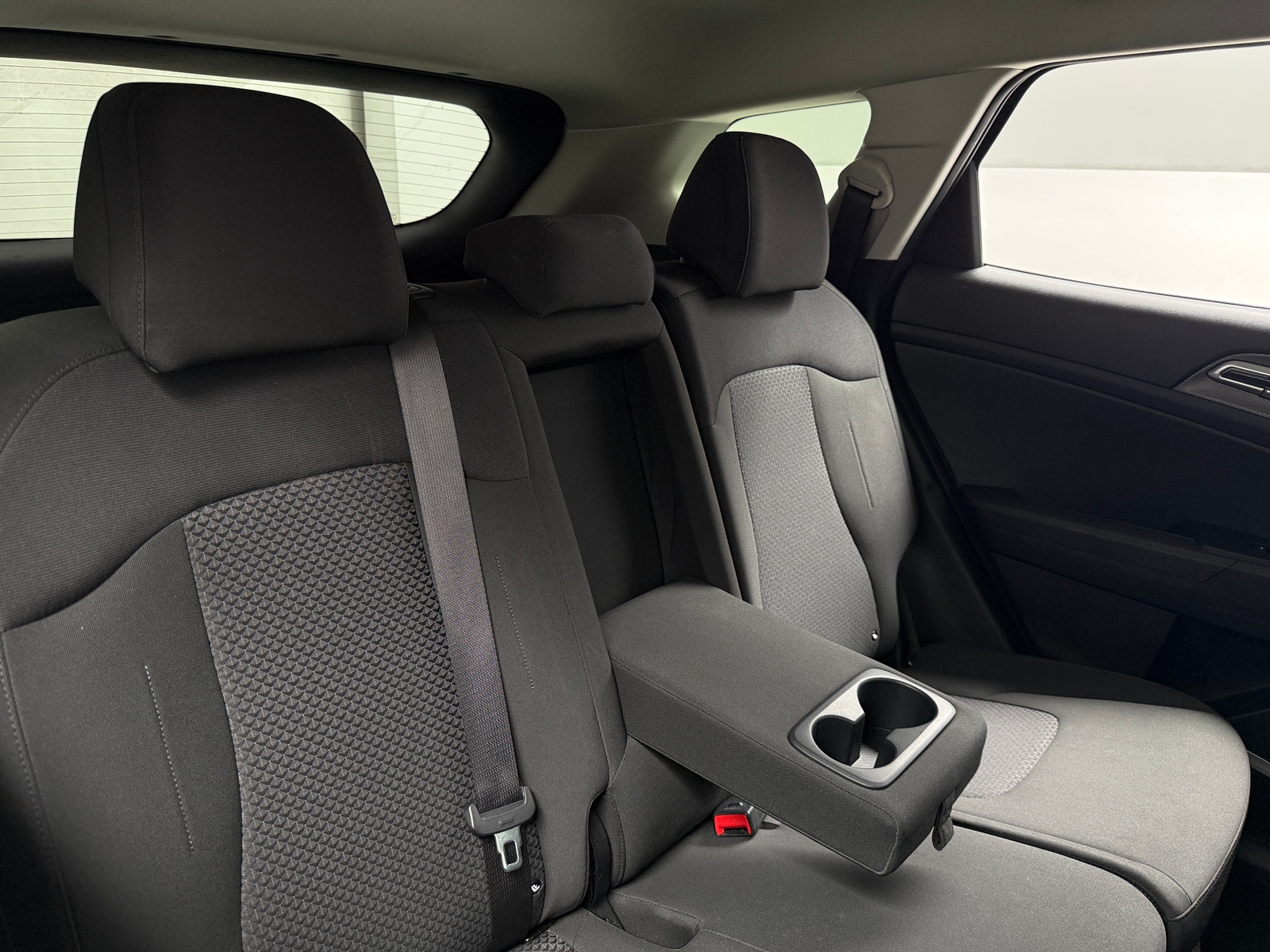 Thumbnail: 2025 Kia Sportage - 6
